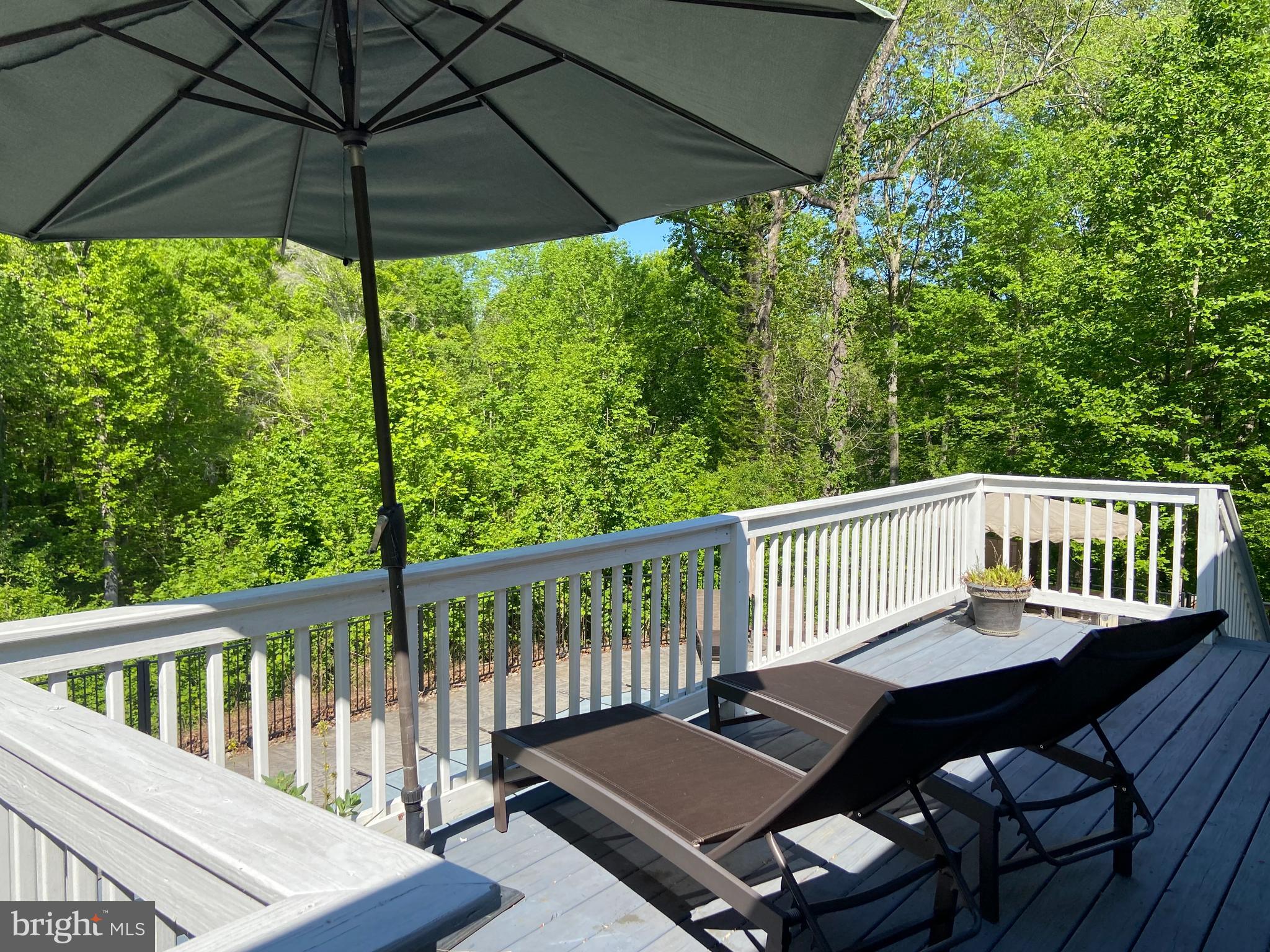 ASPEN WOODS - Residential Lease