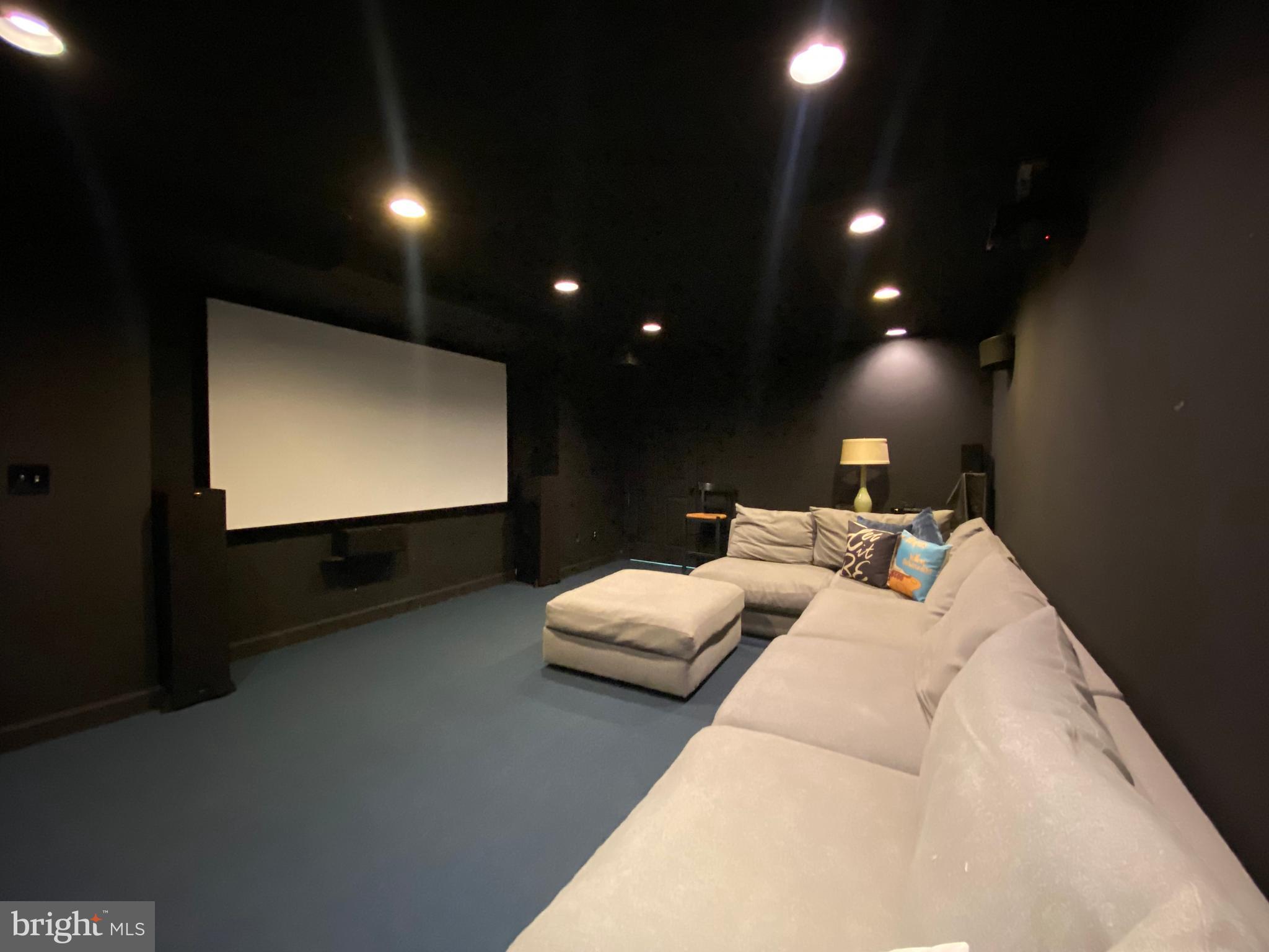 ASPEN WOODS - Residential Lease