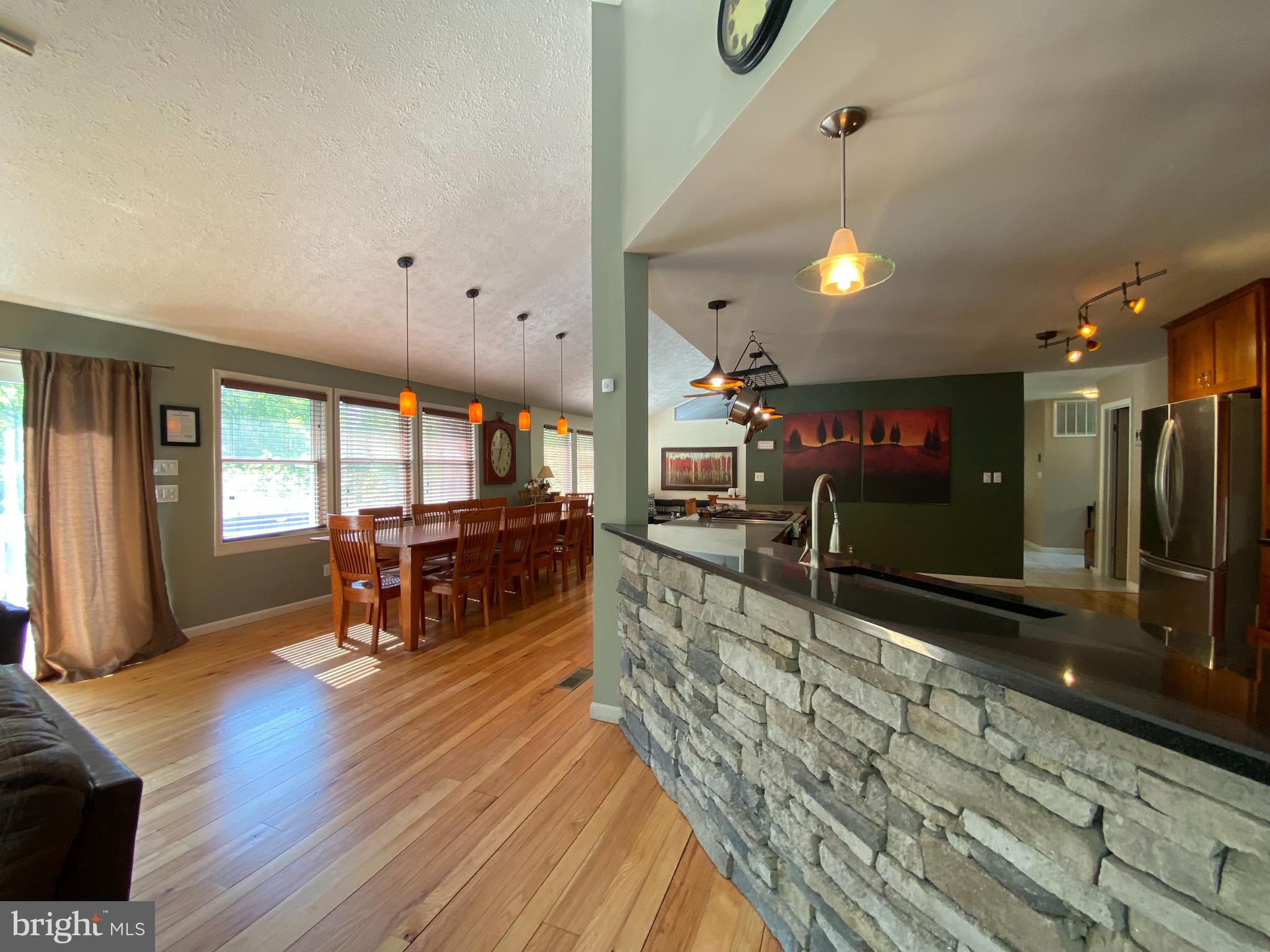 ASPEN WOODS - Residential Lease