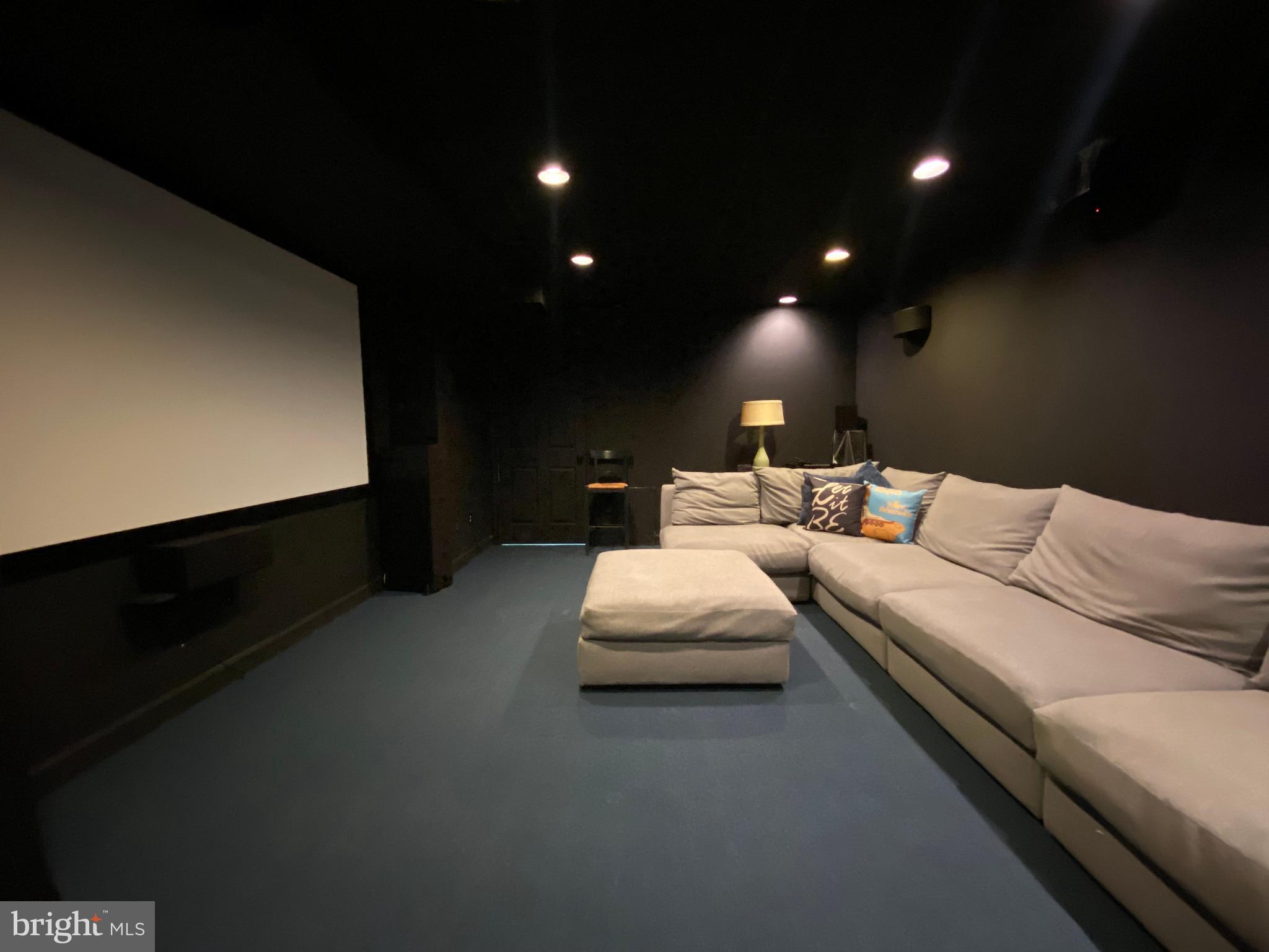 ASPEN WOODS - Residential Lease