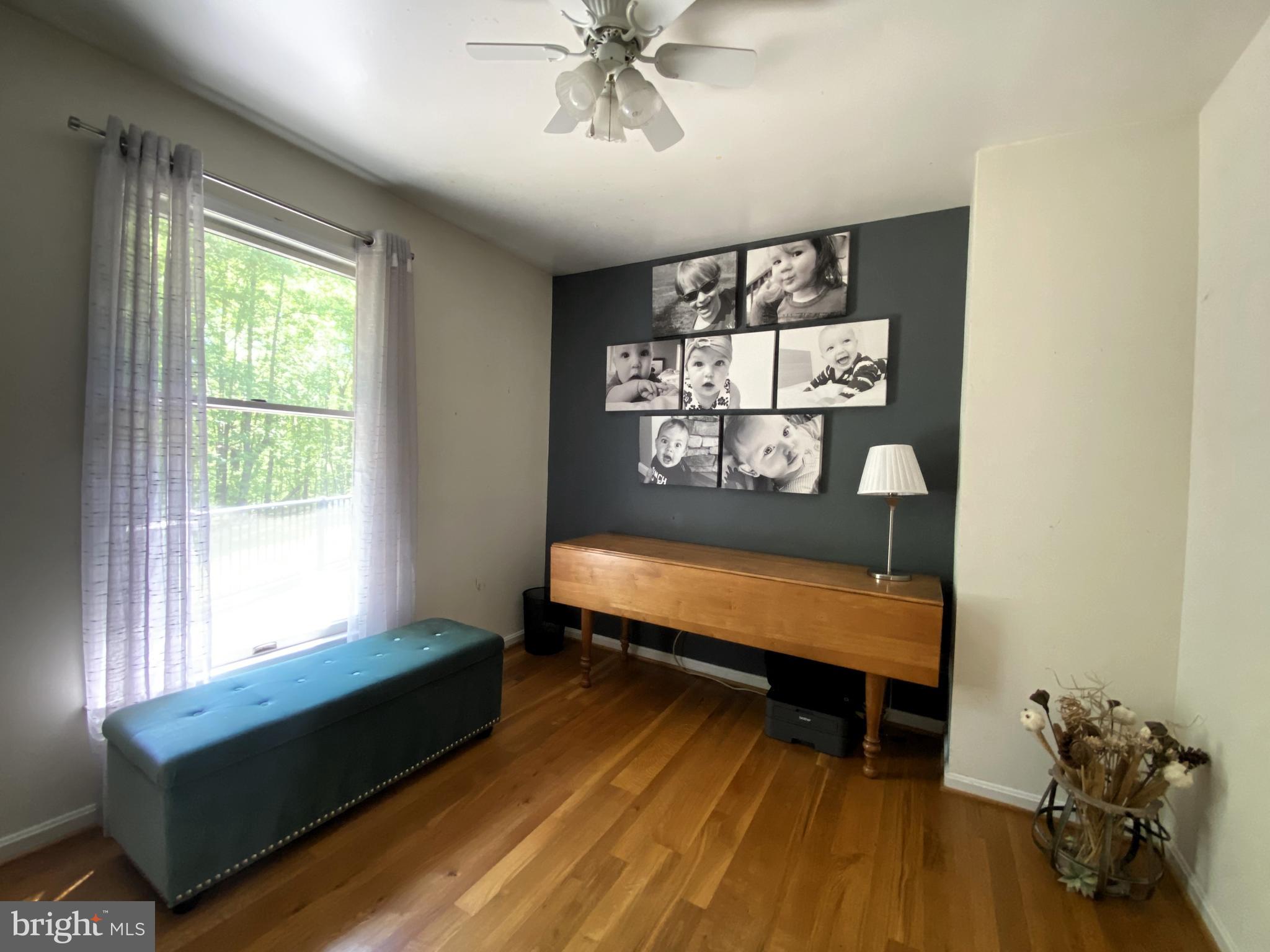 ASPEN WOODS - Residential Lease