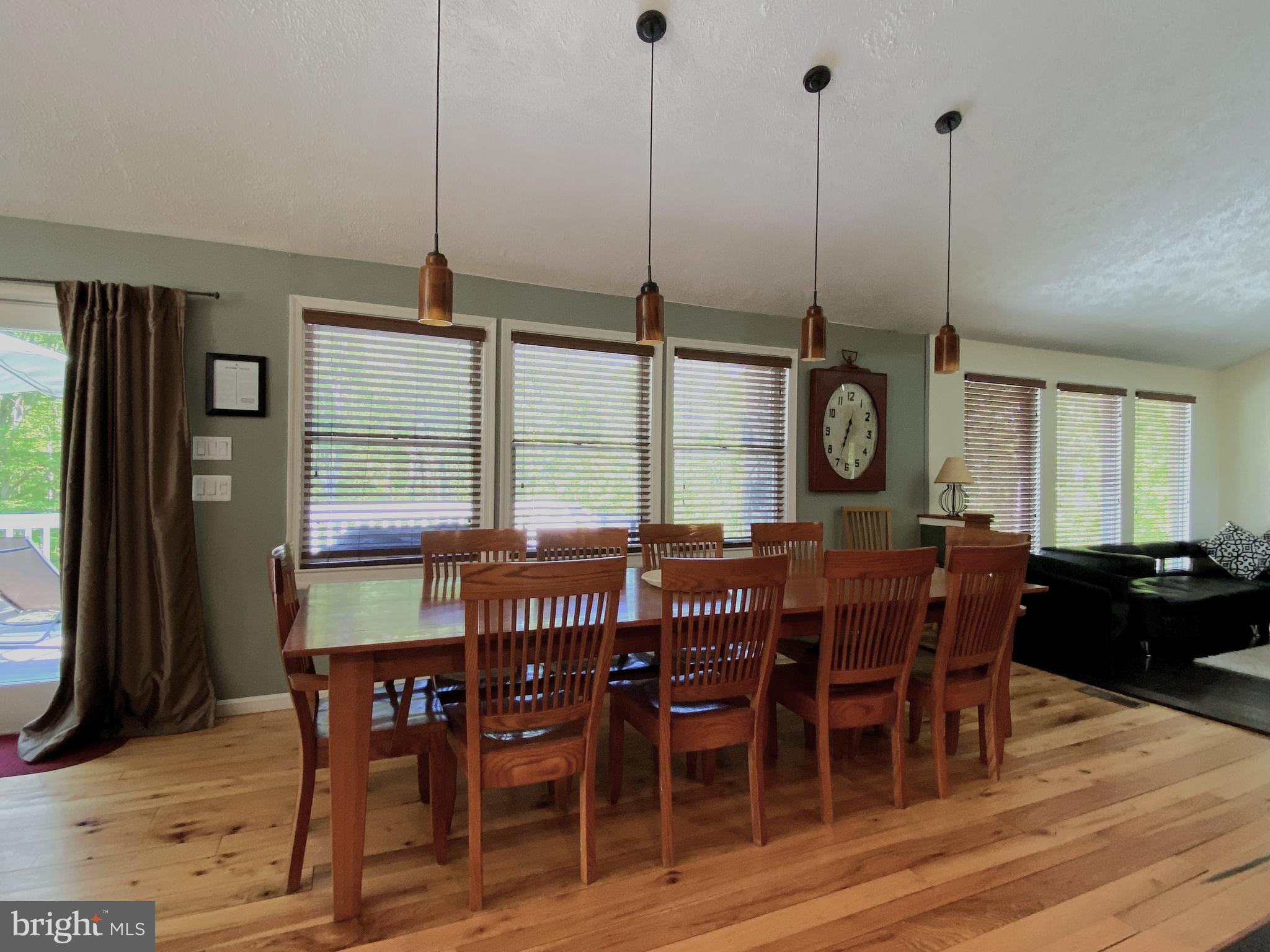 ASPEN WOODS - Residential Lease