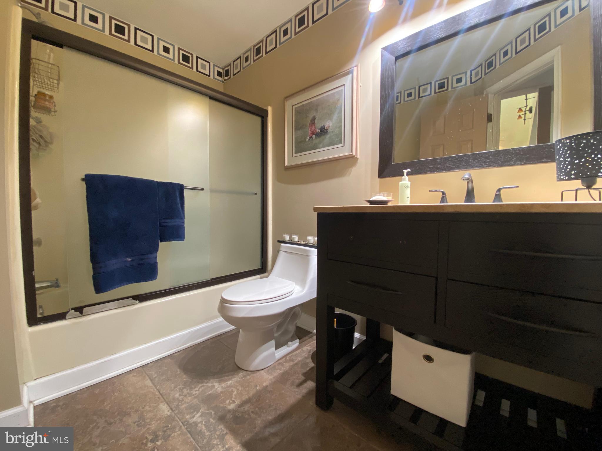 ASPEN WOODS - Residential Lease