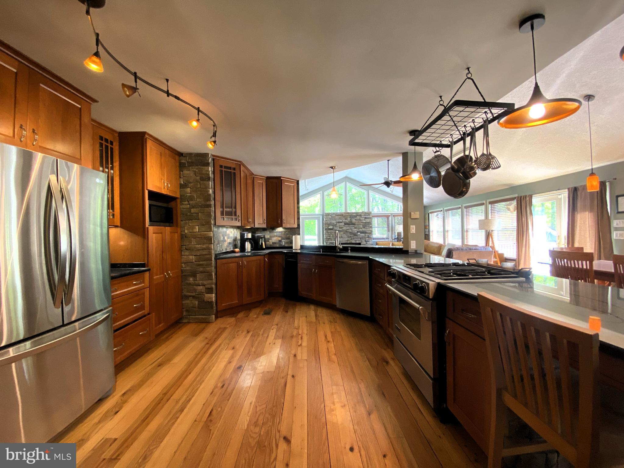 ASPEN WOODS - Residential Lease