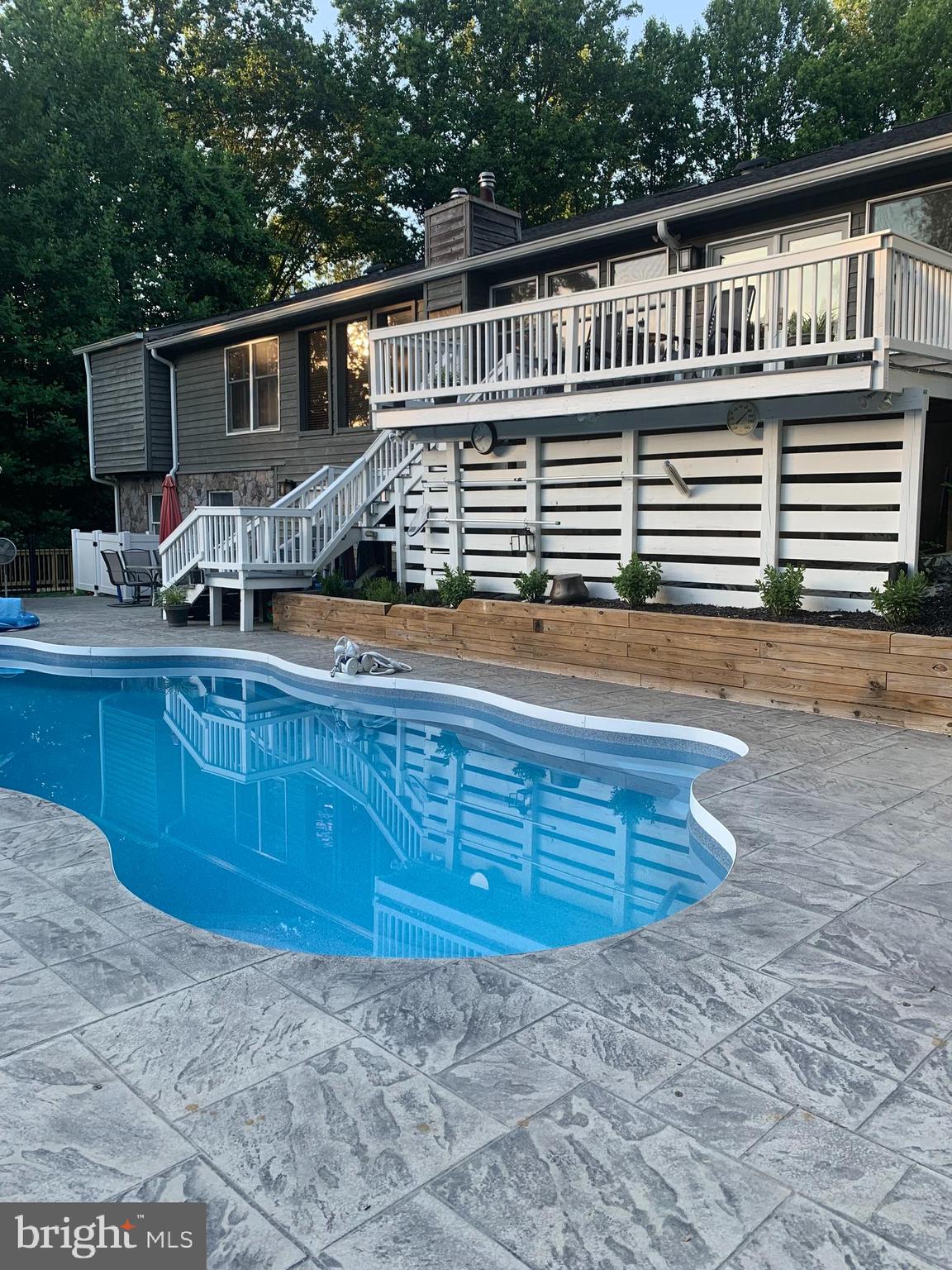 ASPEN WOODS - Residential Lease