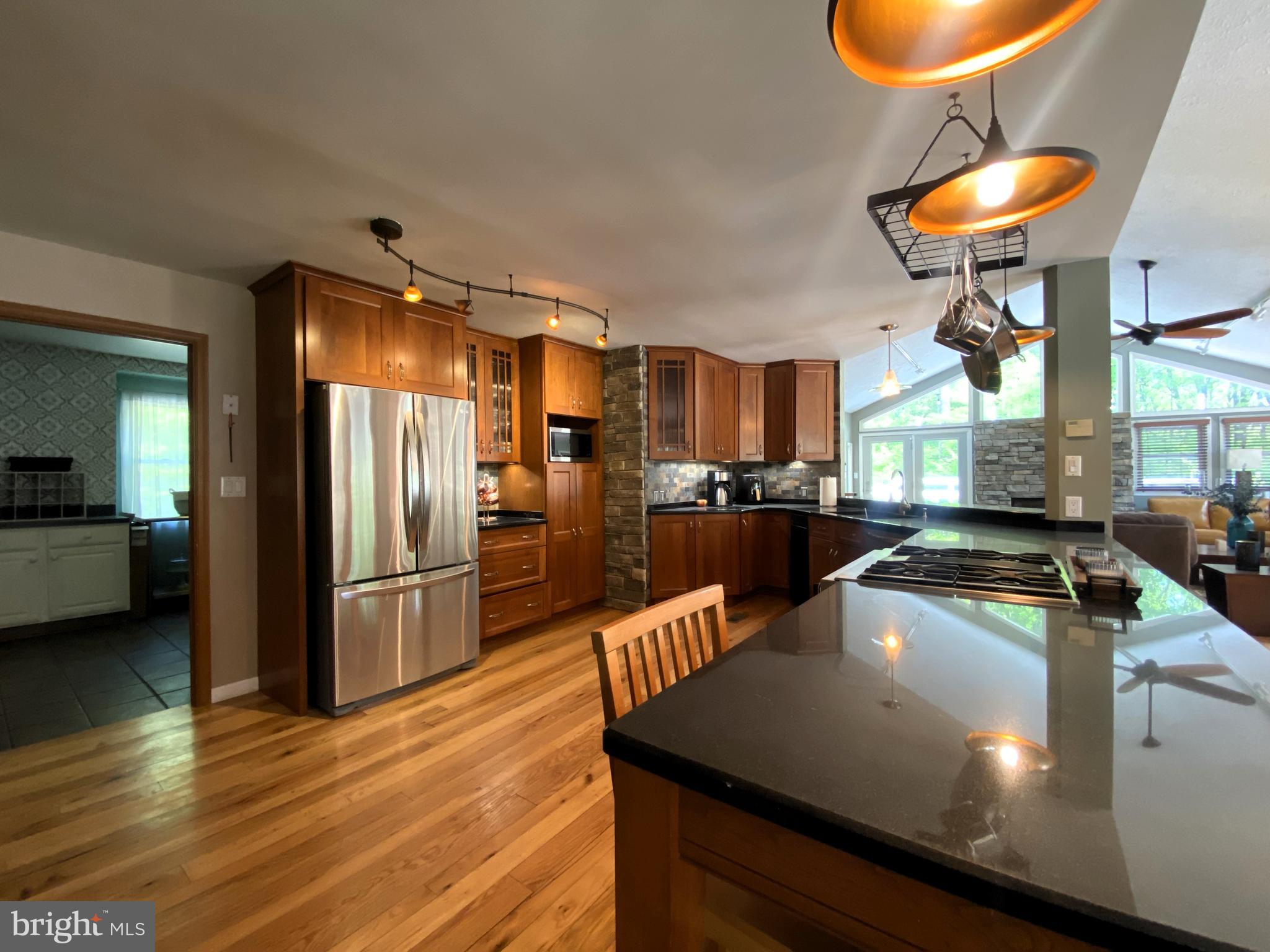 ASPEN WOODS - Residential Lease