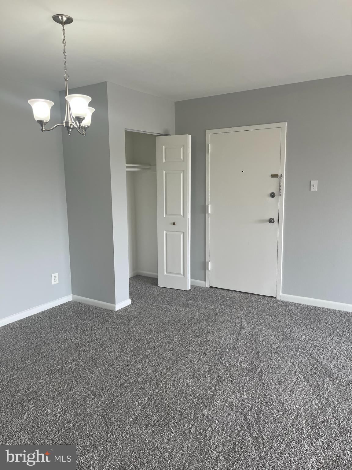 TREETOP CONDO - Residential