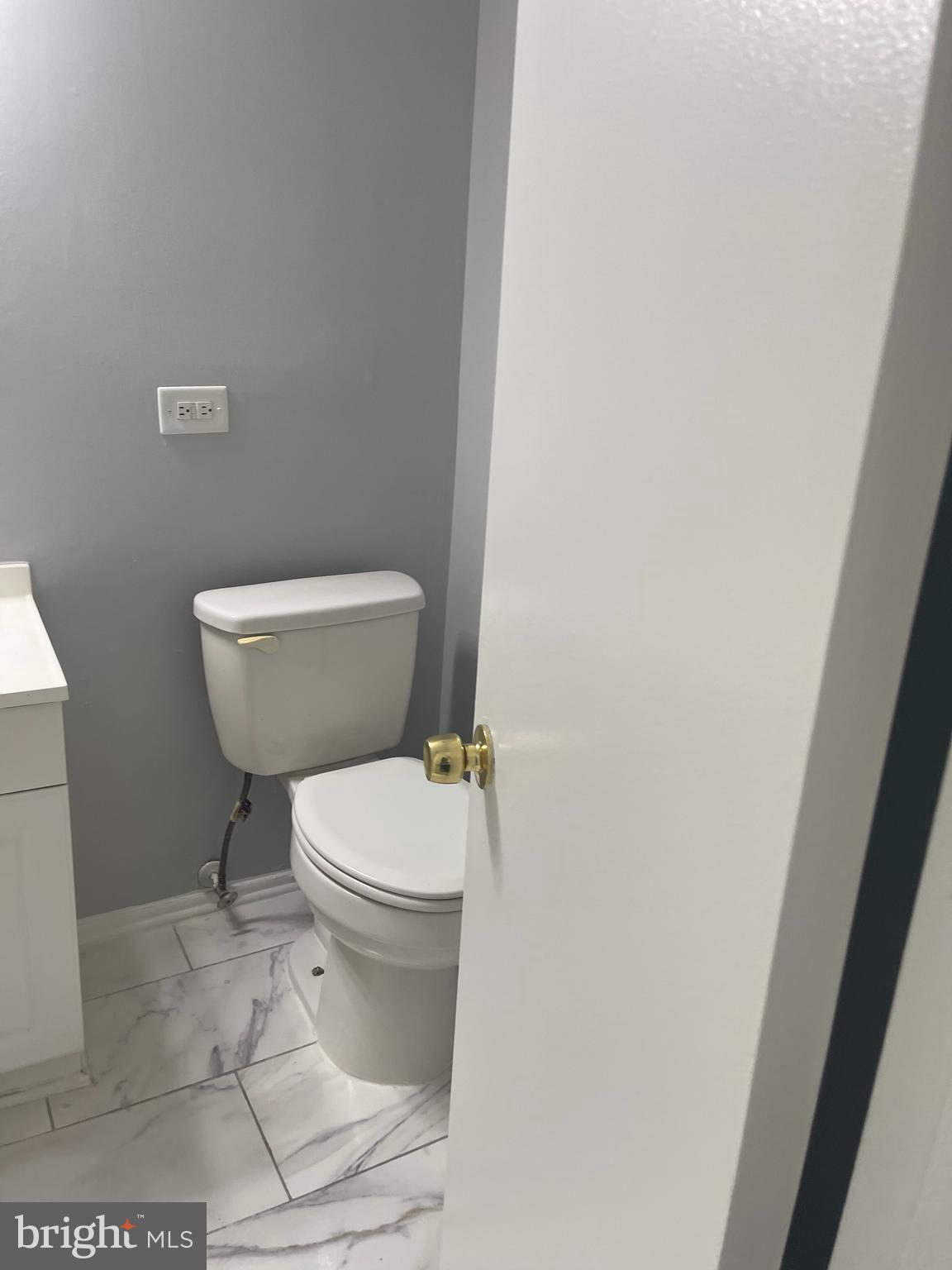 TREETOP CONDO - Residential