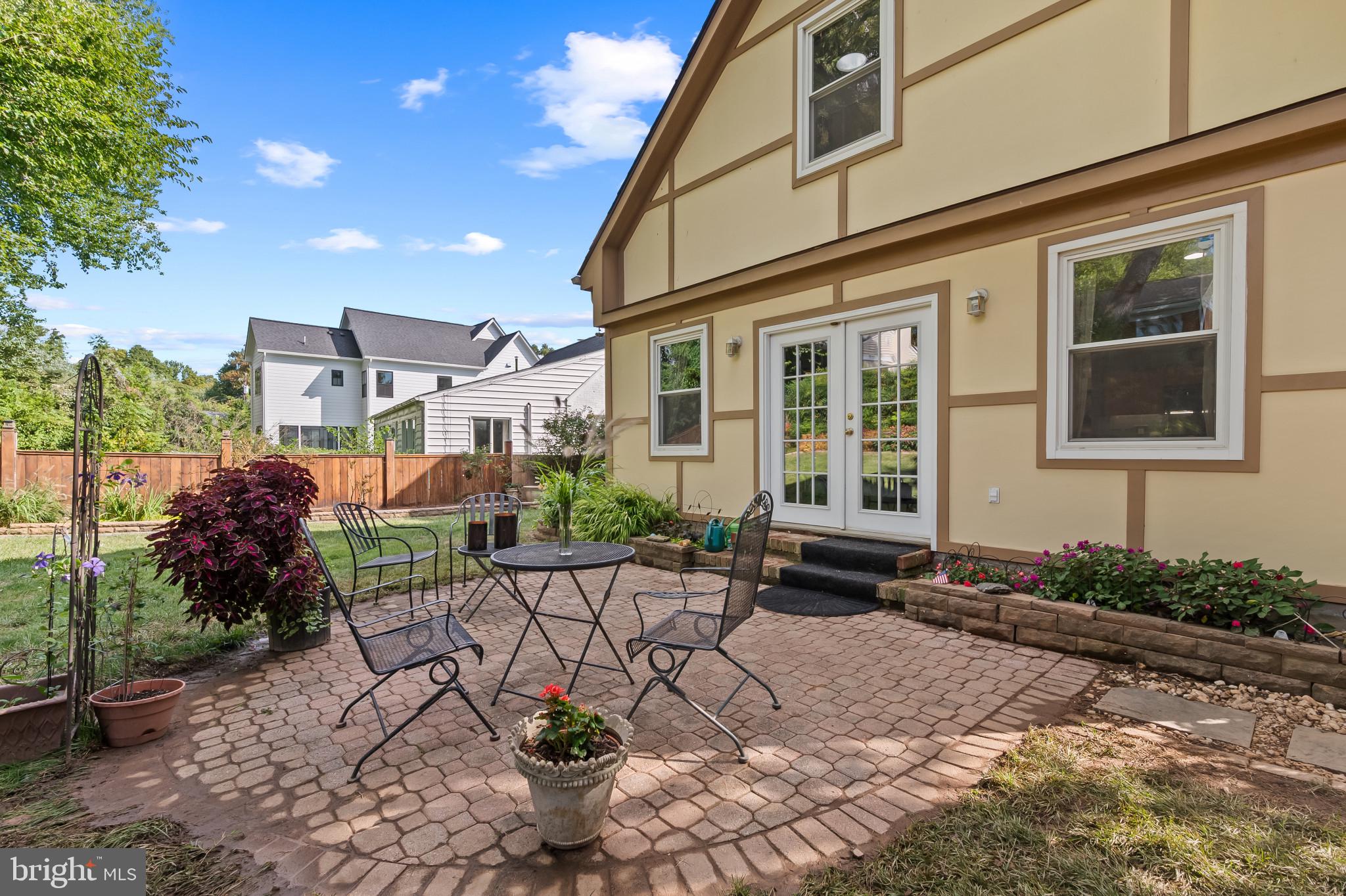 GARRETT PARK ESTATES - Residential