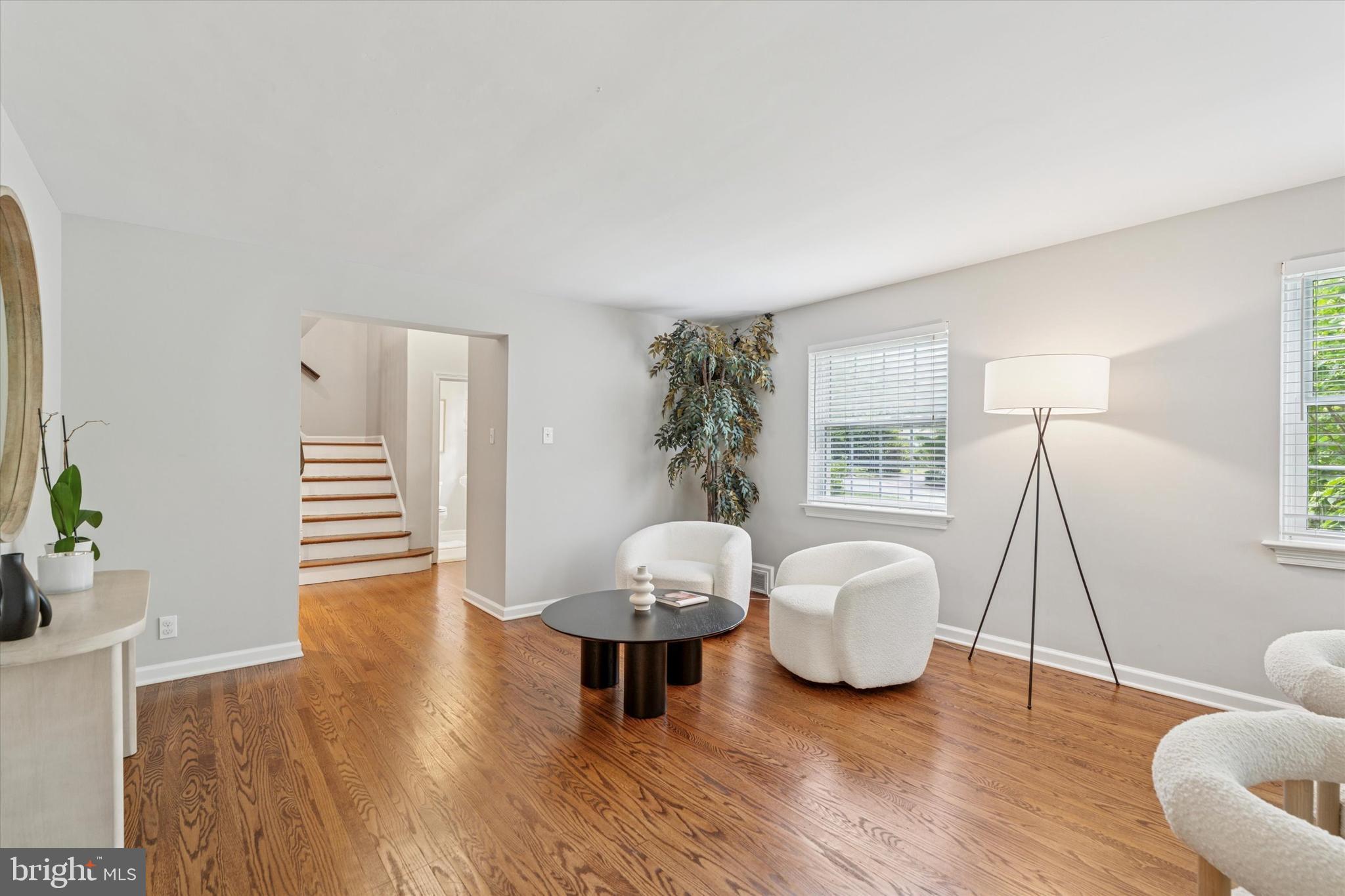 903 SULGRAVE LANE
