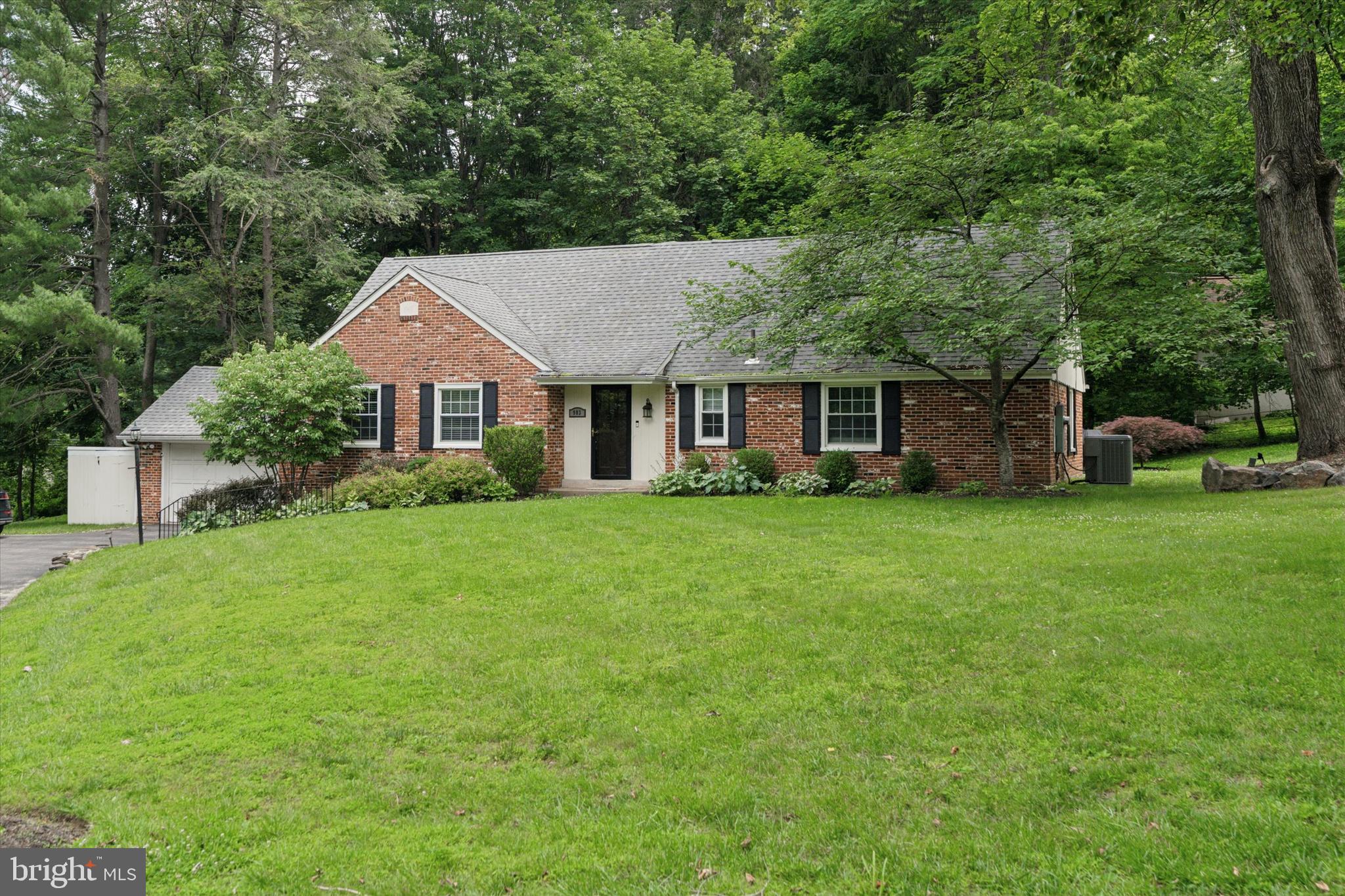 903 SULGRAVE LANE