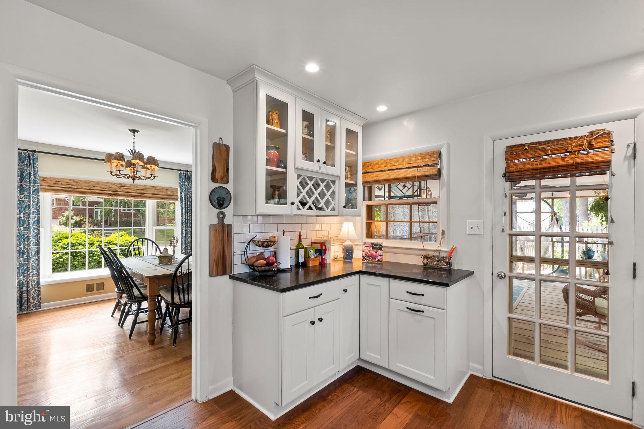 RIVERSIDE ESTATES - Residential