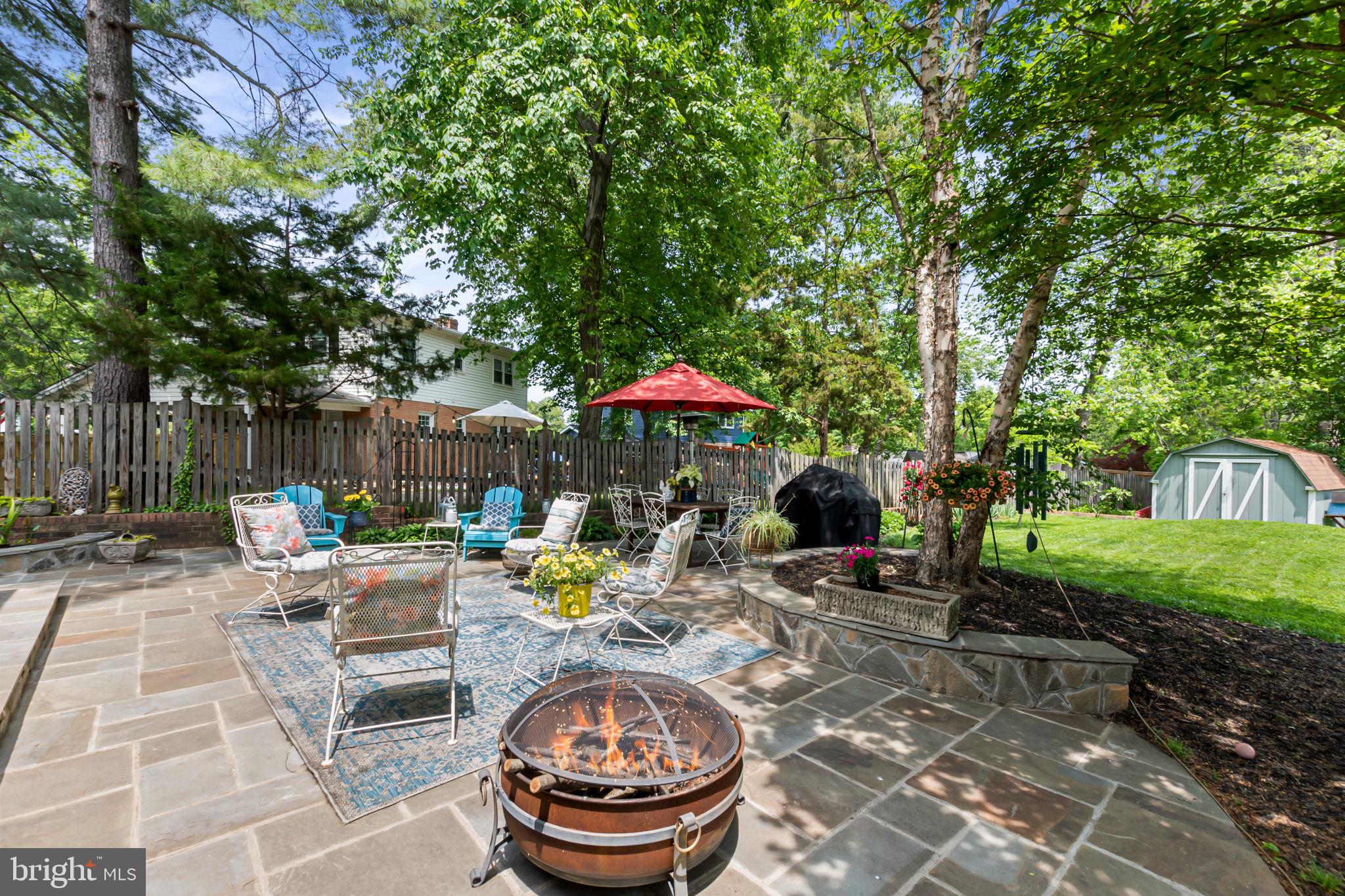 RIVERSIDE ESTATES - Residential