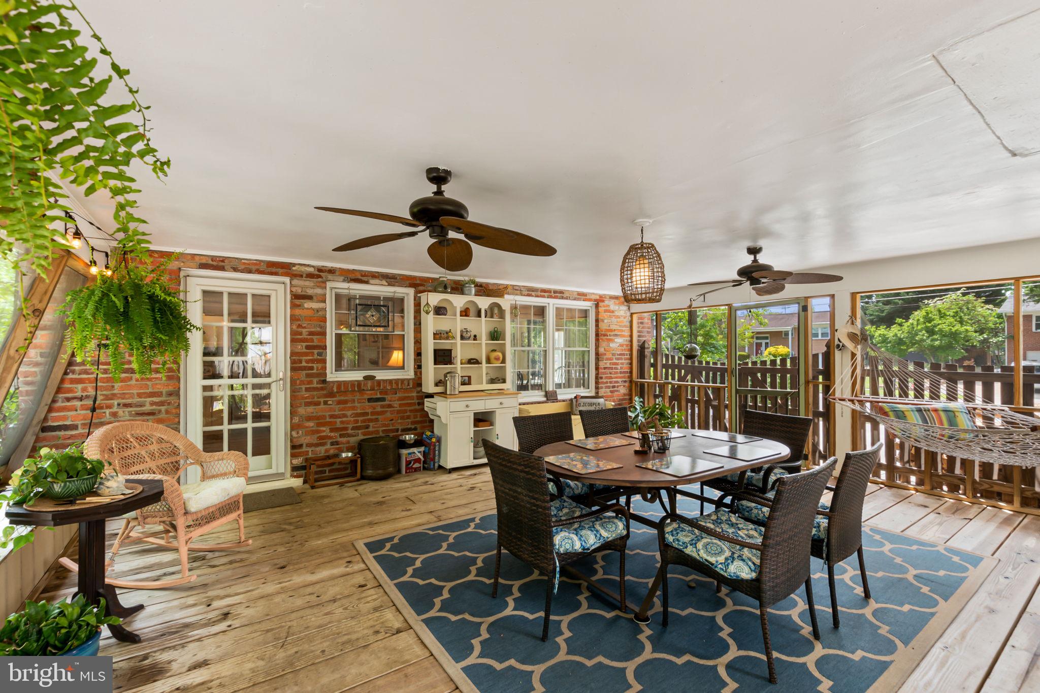 RIVERSIDE ESTATES - Residential