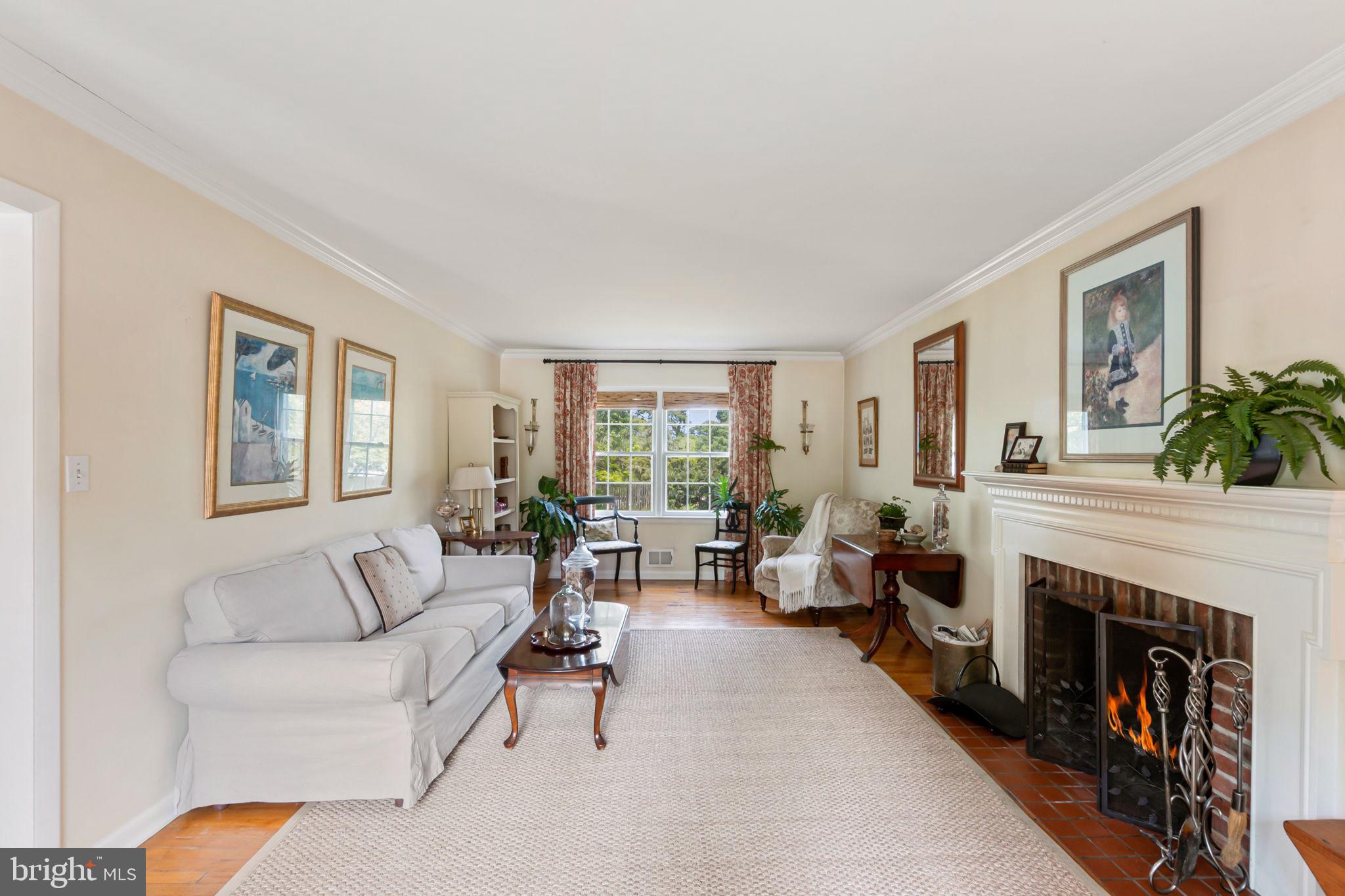 RIVERSIDE ESTATES - Residential