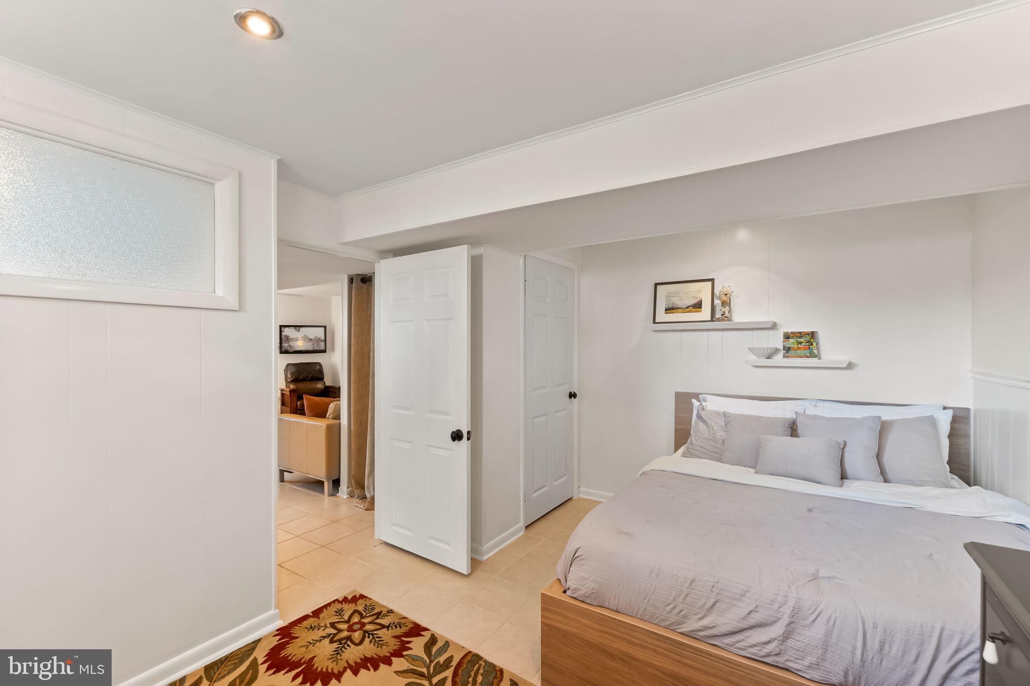 RIVERSIDE ESTATES - Residential