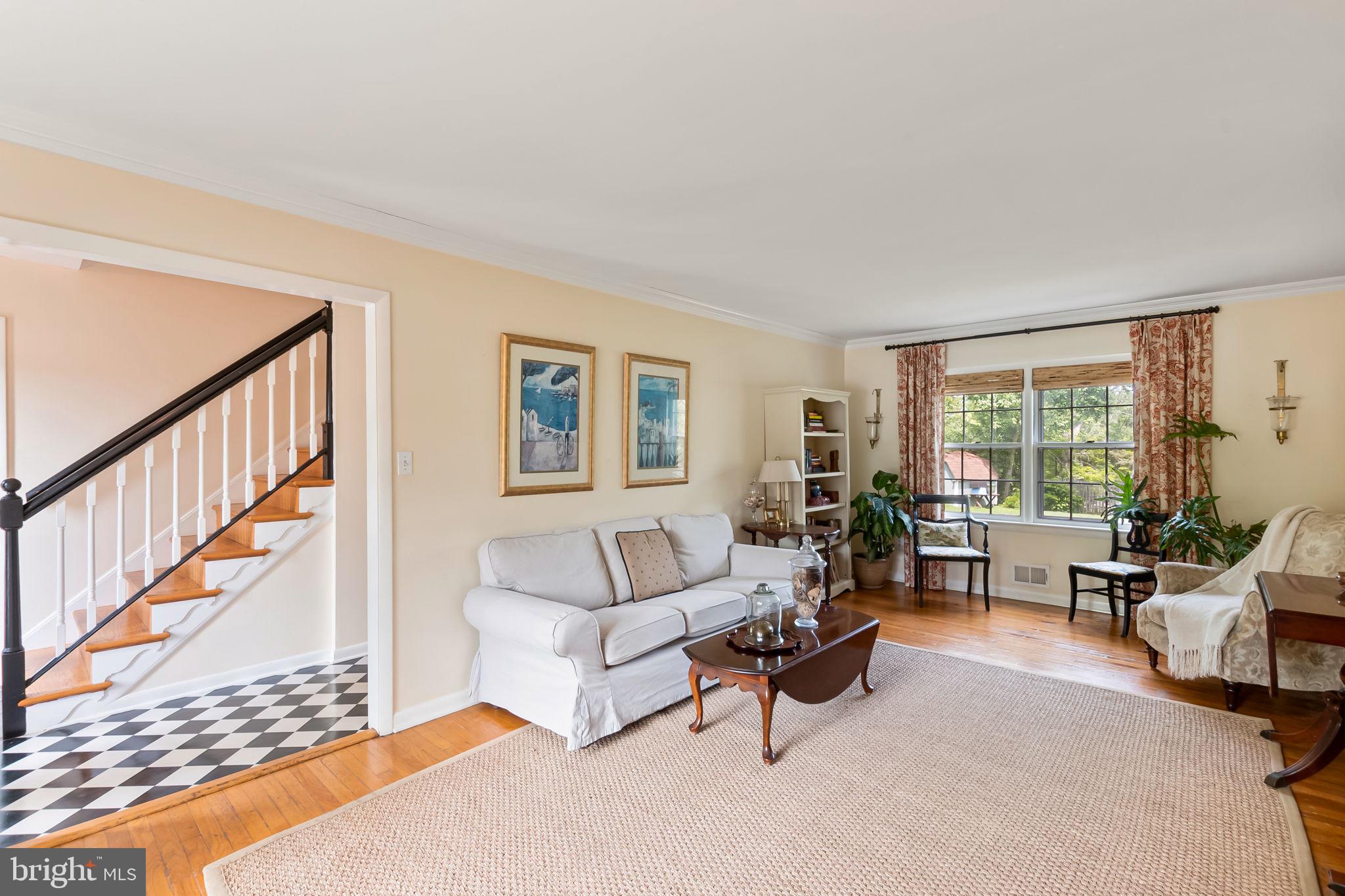 RIVERSIDE ESTATES - Residential