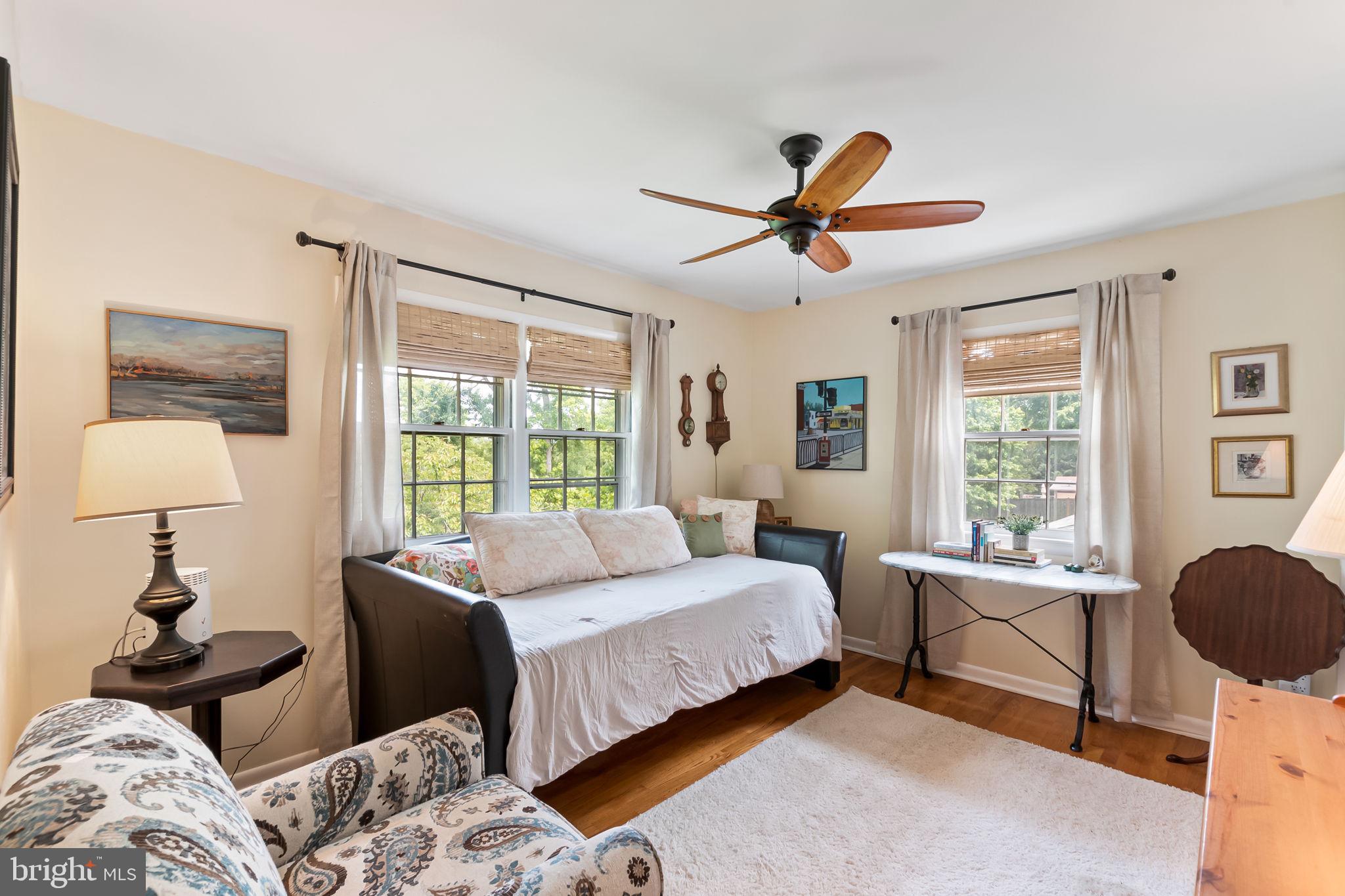 RIVERSIDE ESTATES - Residential