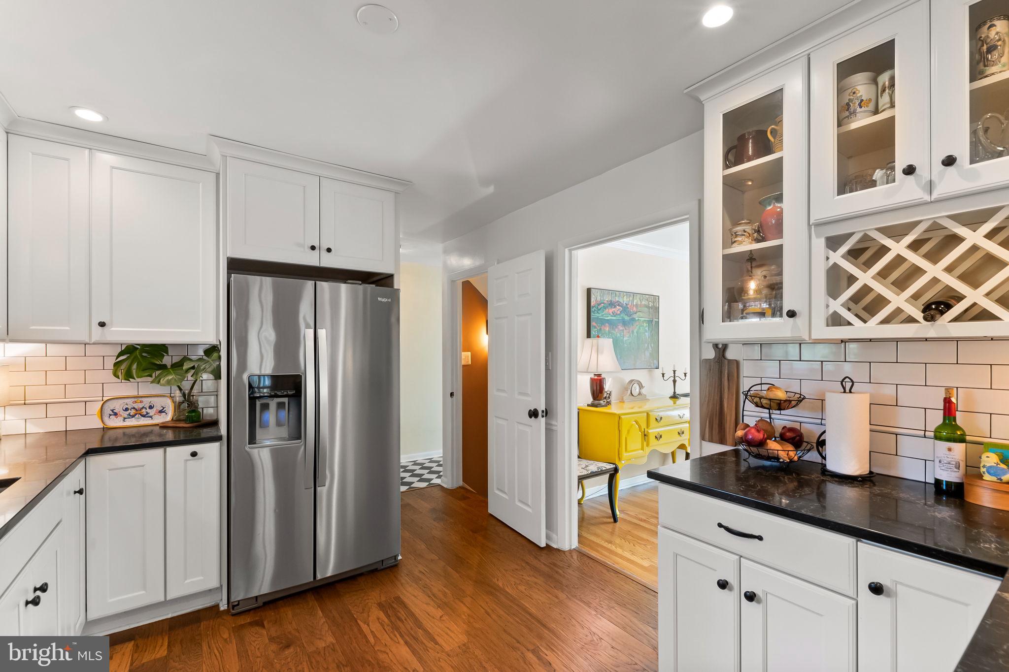 RIVERSIDE ESTATES - Residential