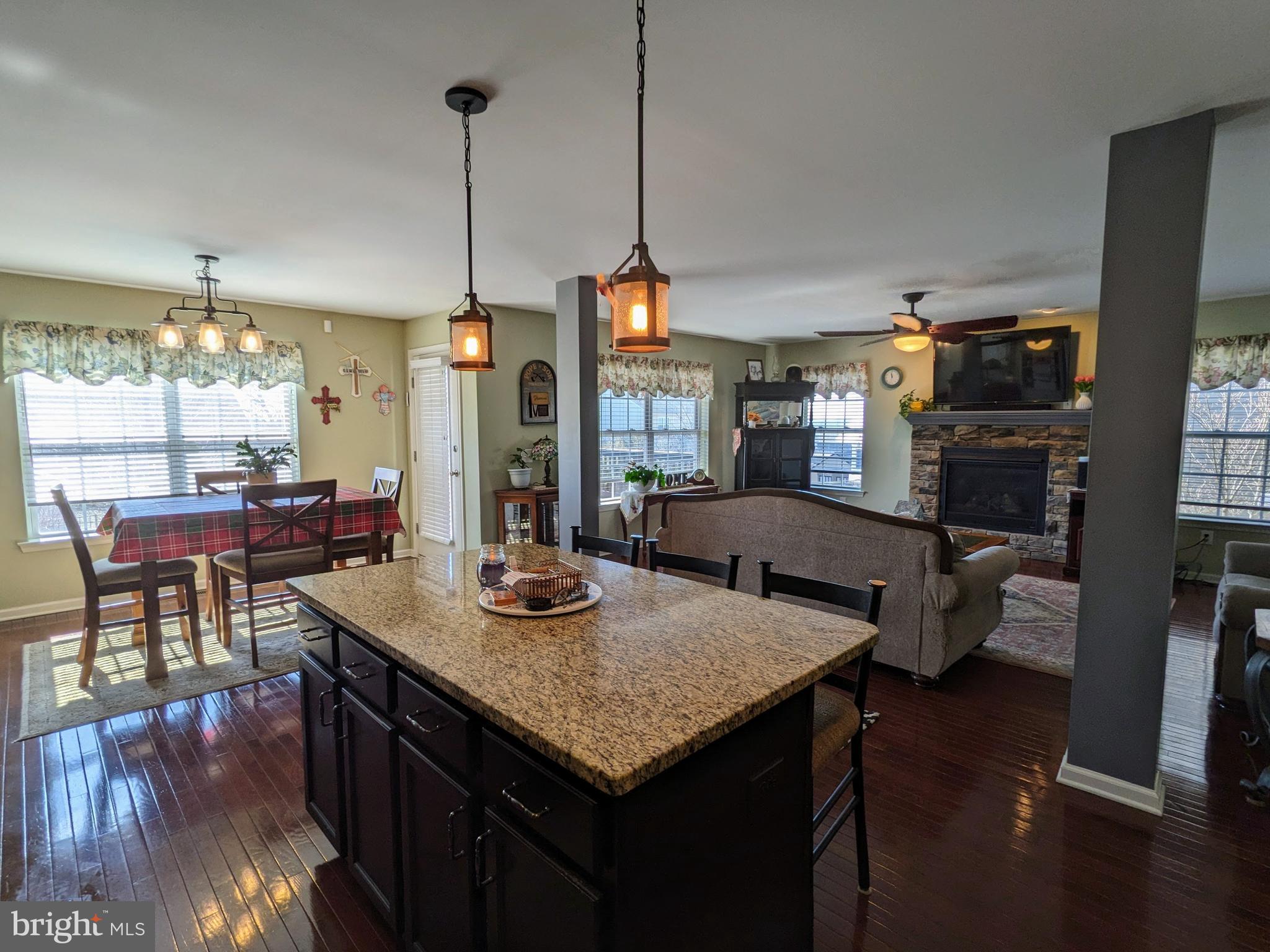 STONE RIDGE - Residential