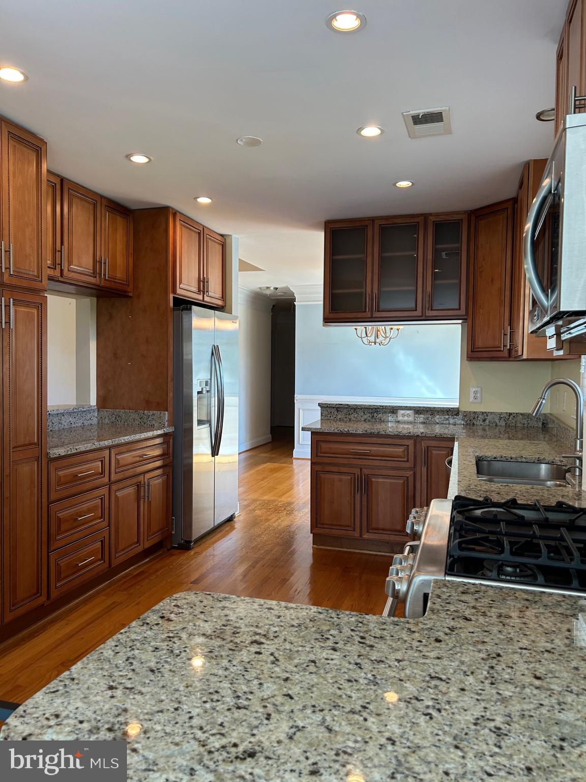 SALONA VILLAGE - Residential Lease