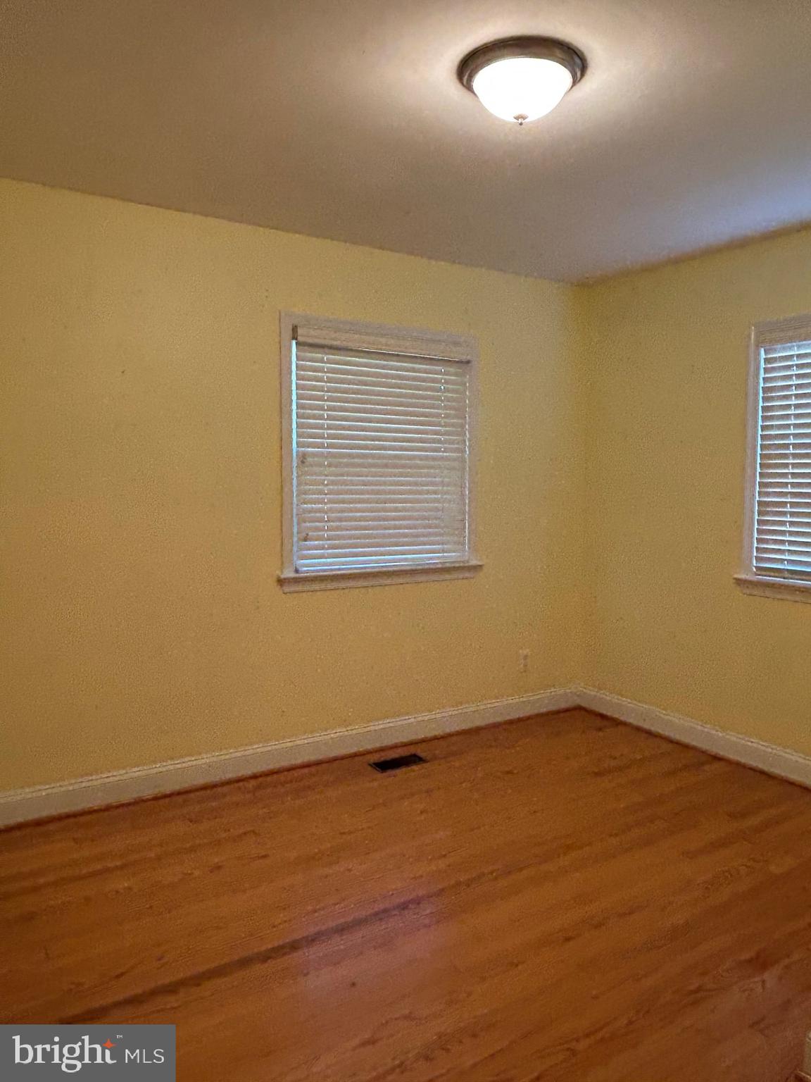 SALONA VILLAGE - Residential Lease