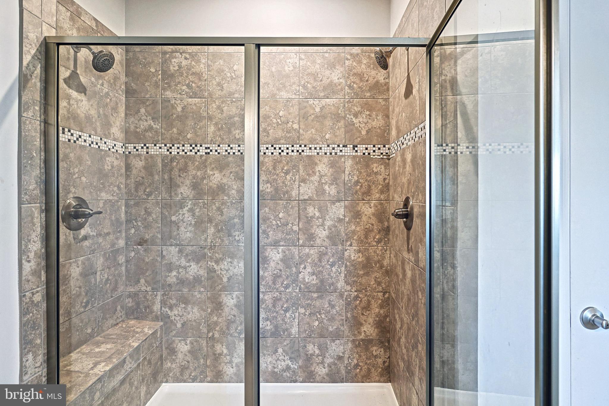 REGENTS GLEN VILLAS - Residential