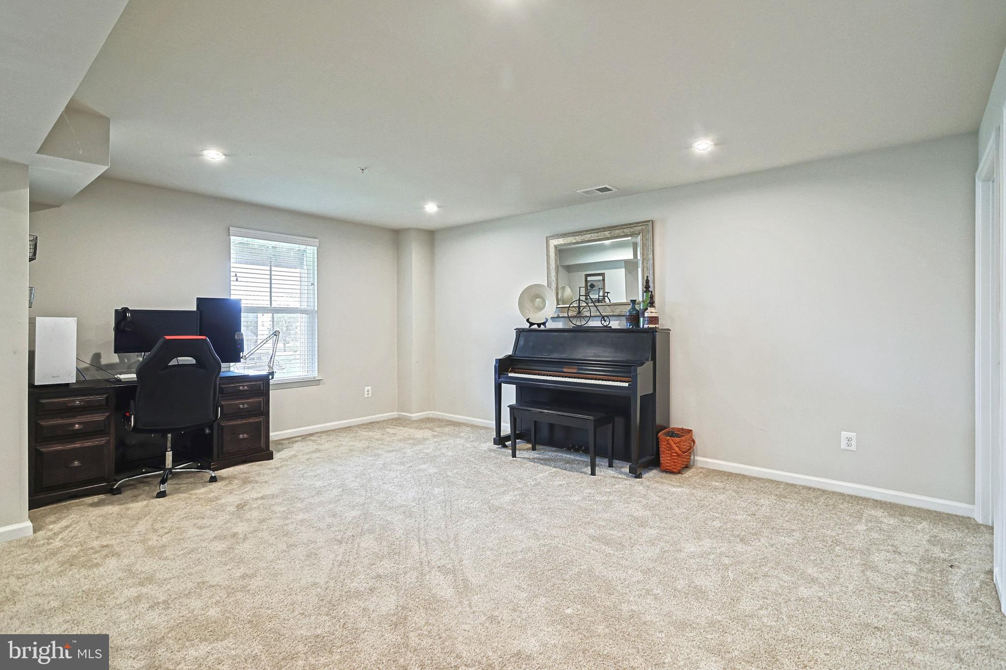 REGENTS GLEN VILLAS - Residential