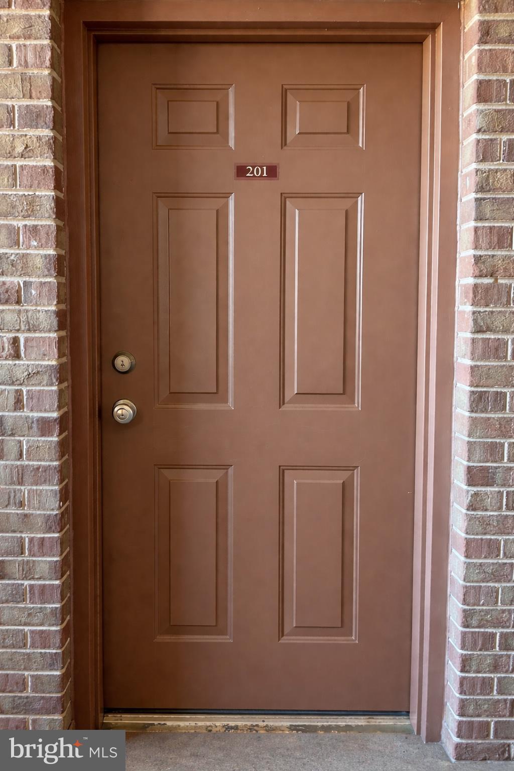 4709 TECUMSEH STREET 201