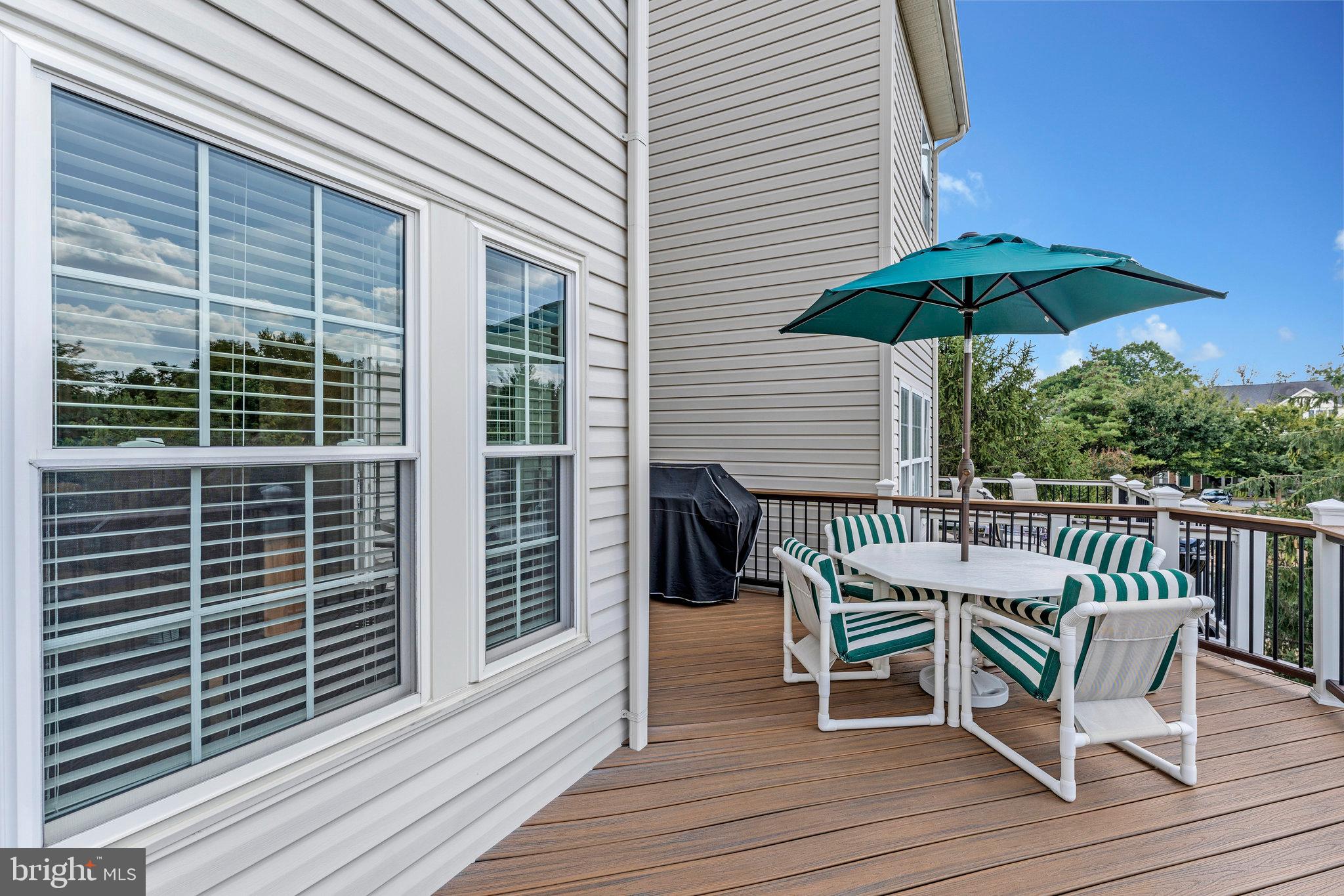 ASHBURN VILLAGE - Residential