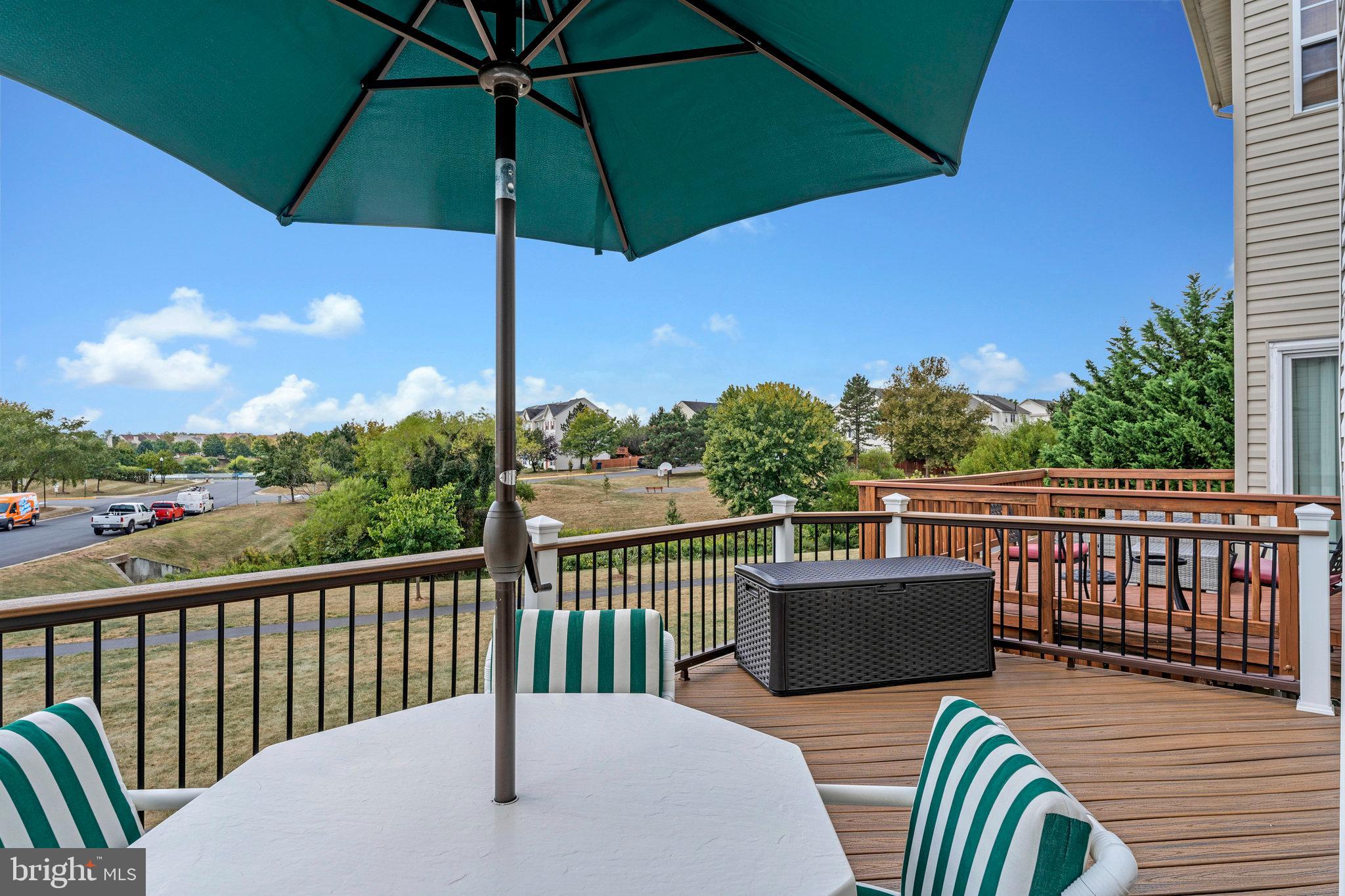 ASHBURN VILLAGE - Residential