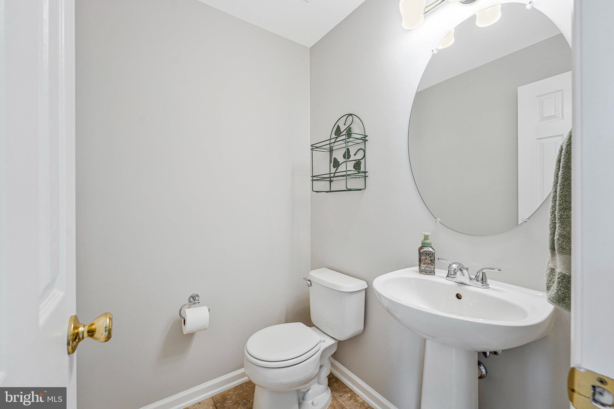 ASHBURN VILLAGE - Residential