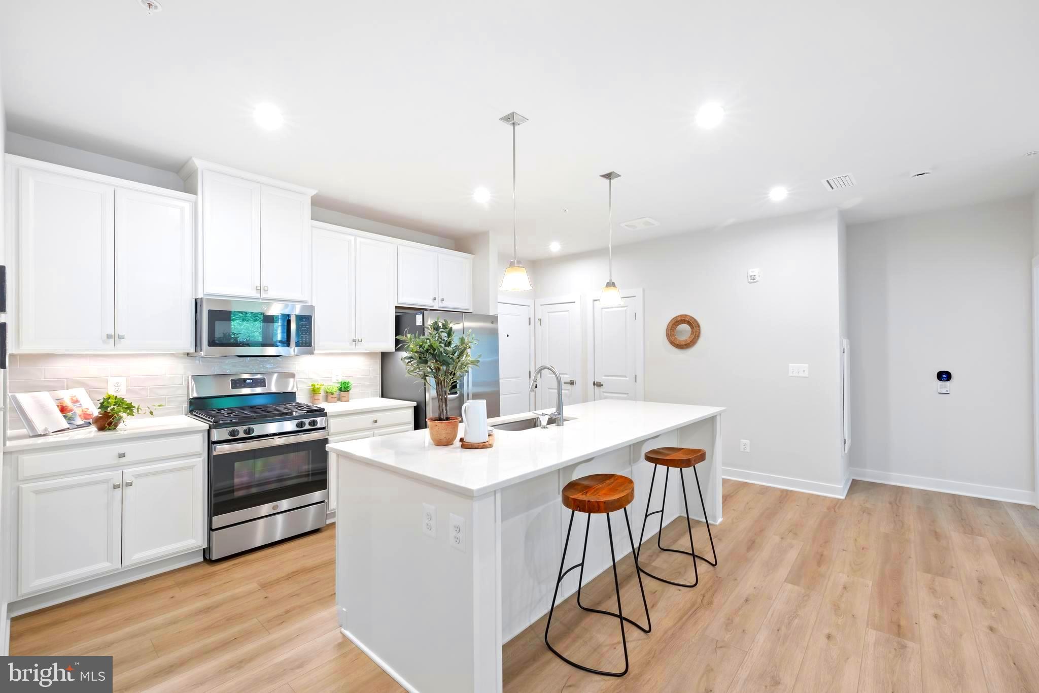 TURF VALLEY - Residential