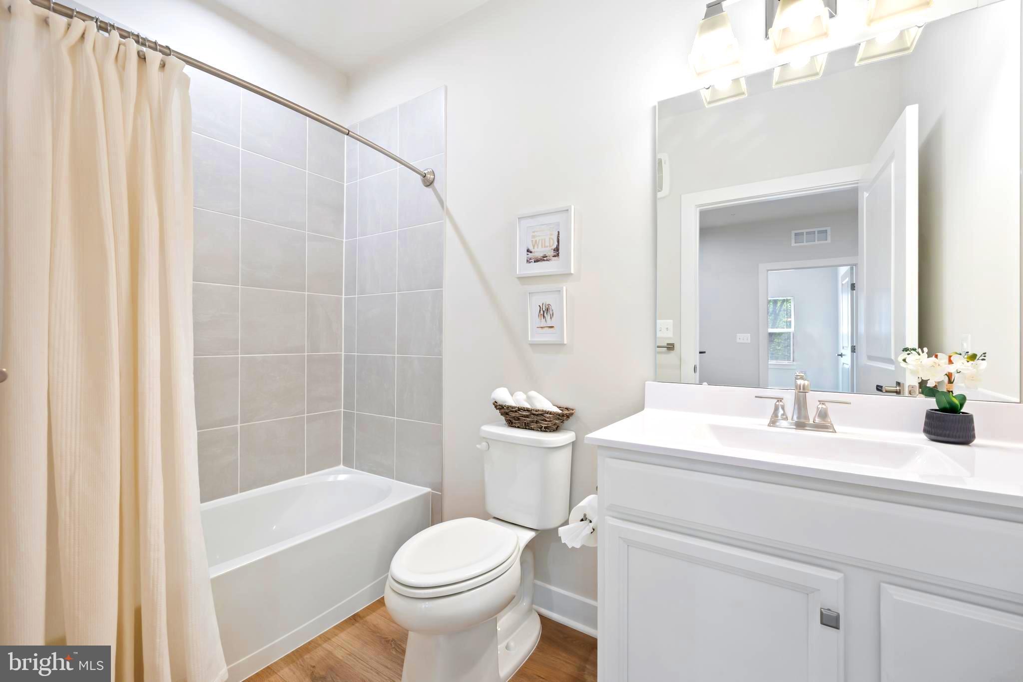 TURF VALLEY - Residential