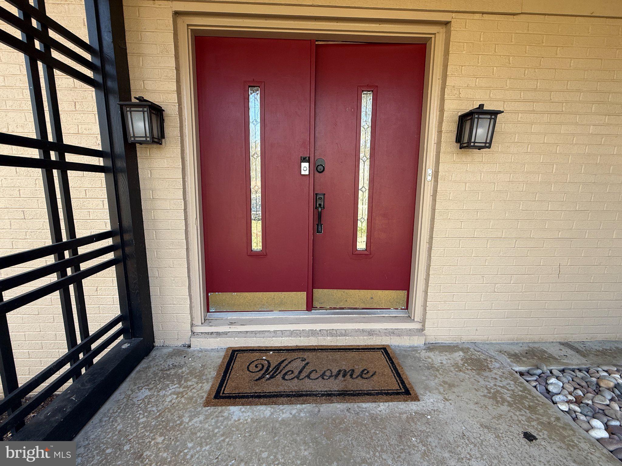 712 LOCH NESS CIRCLE