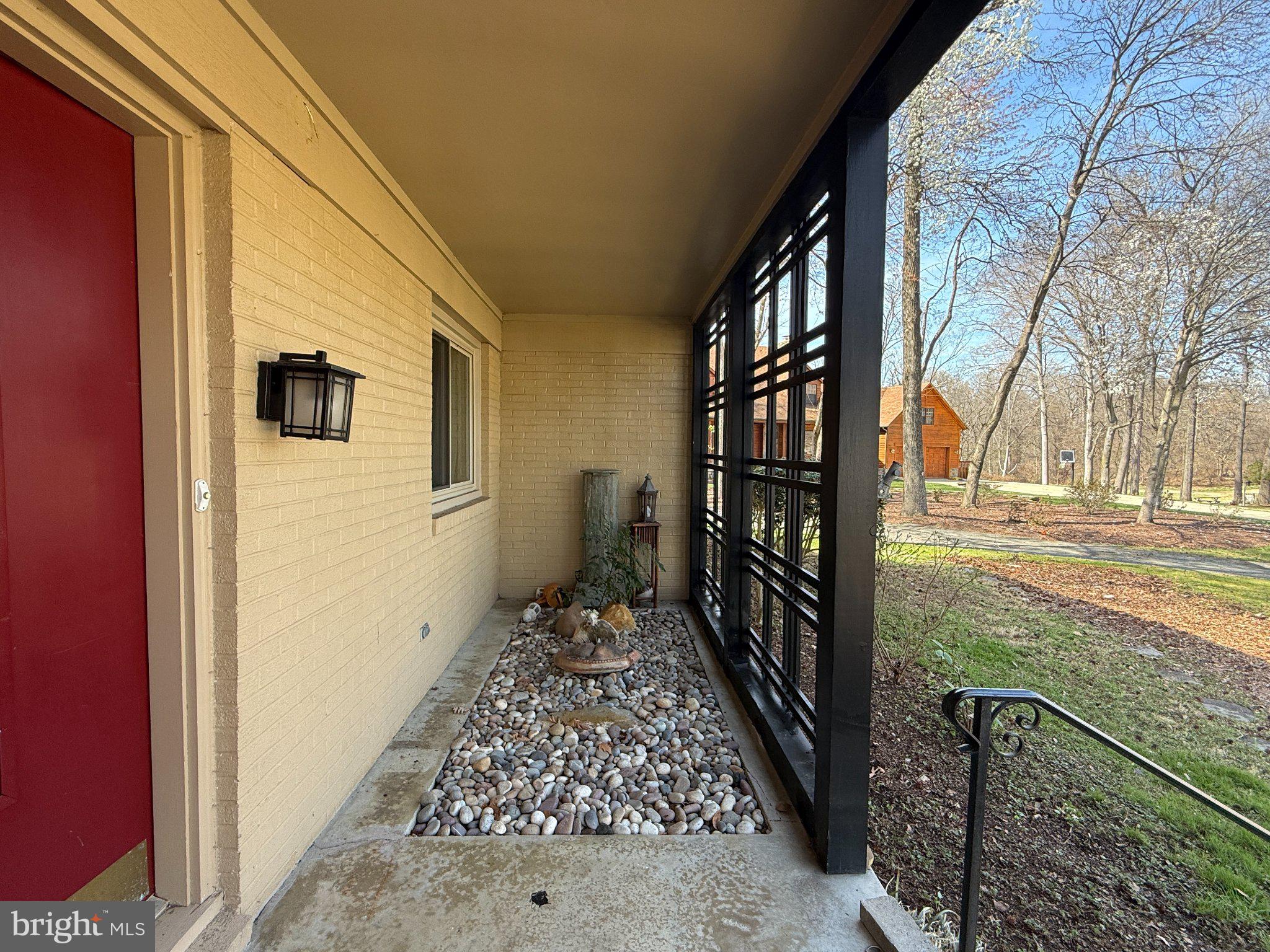 712 LOCH NESS CIRCLE