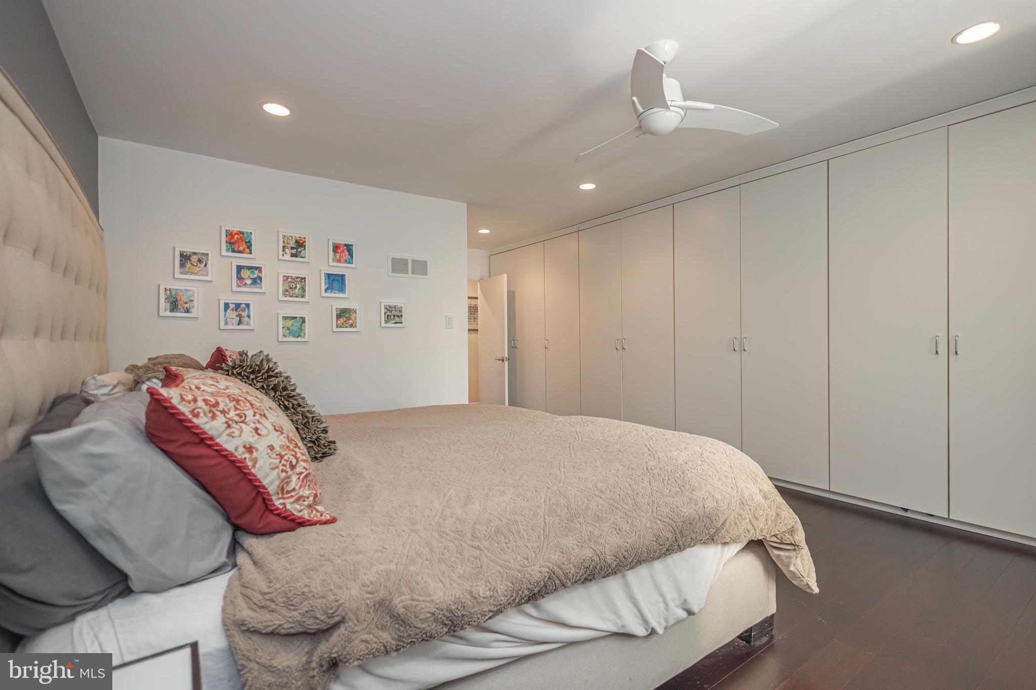 PARK TOWN ESTATES - Residential