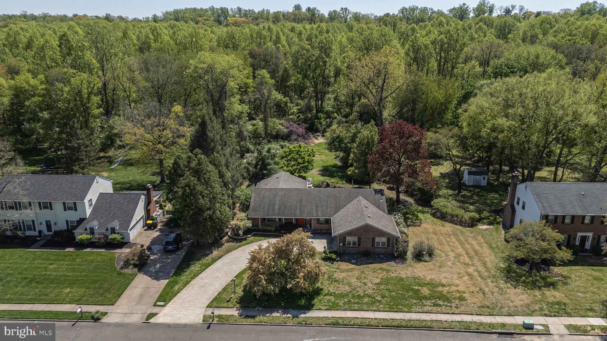 PARK TOWN ESTATES - Residential