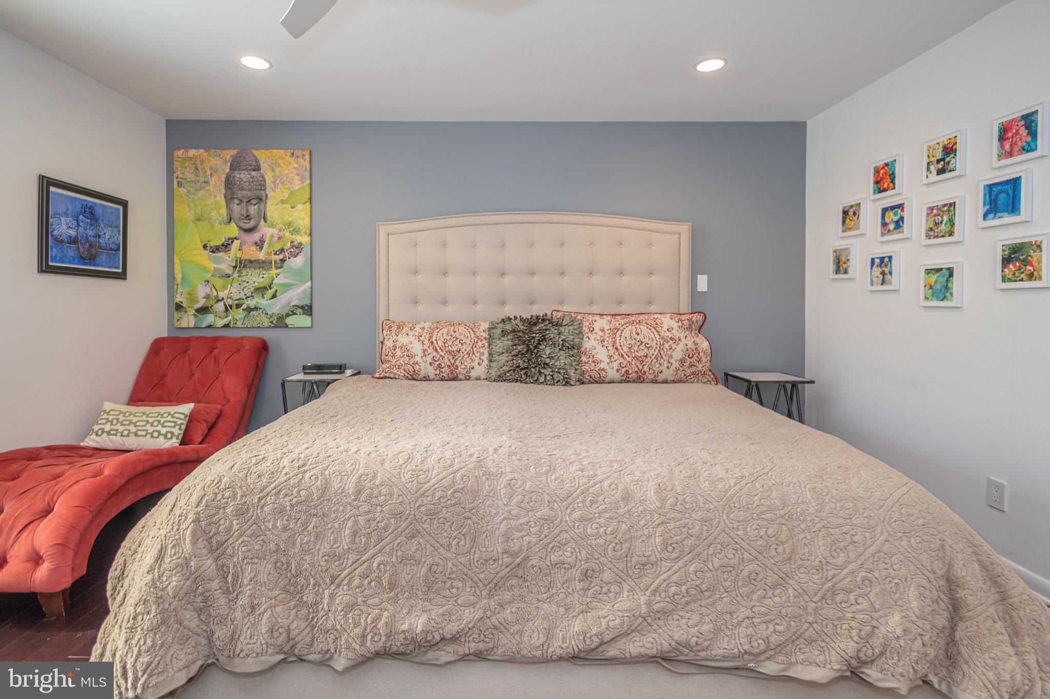 PARK TOWN ESTATES - Residential