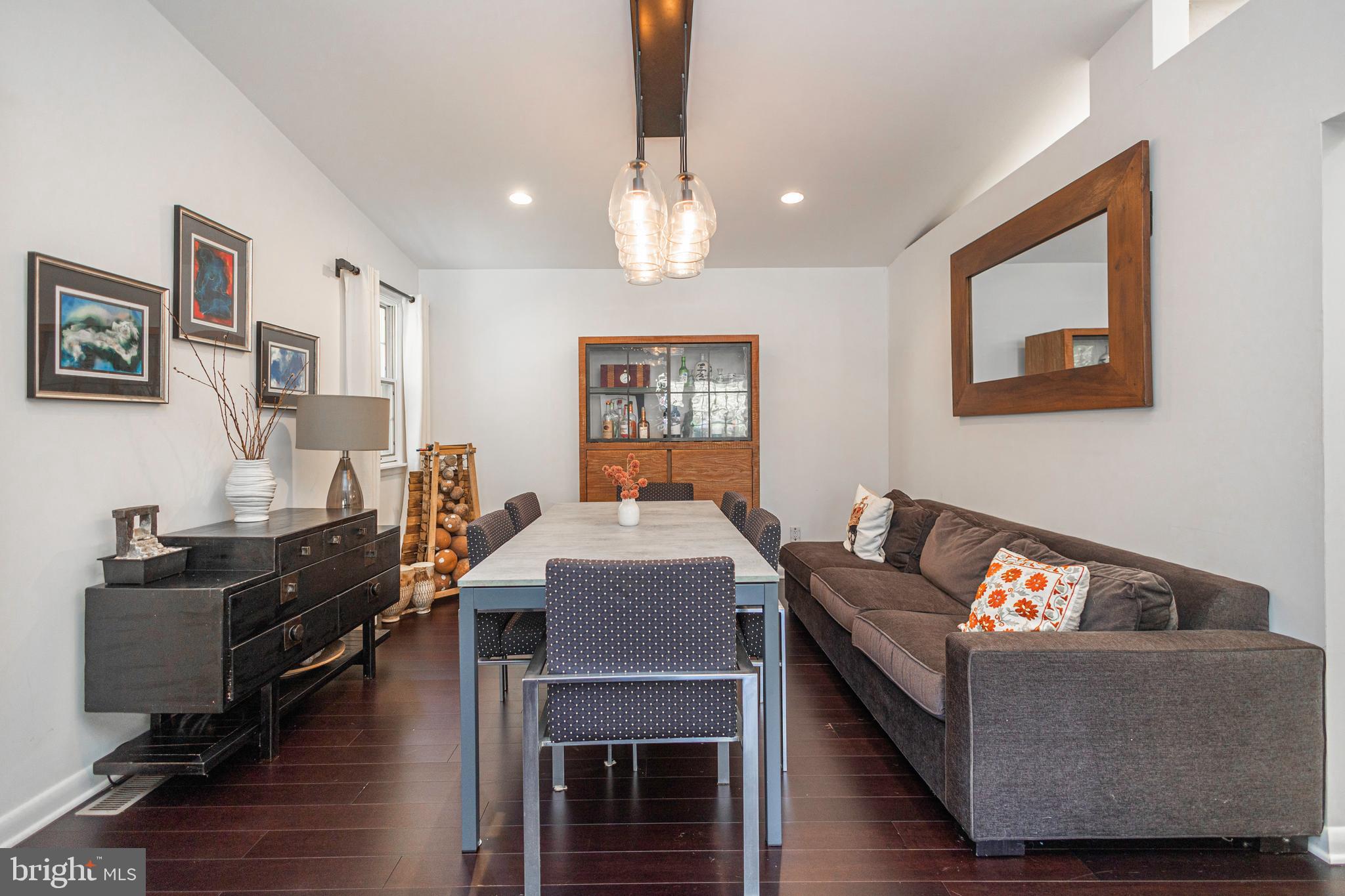 PARK TOWN ESTATES - Residential