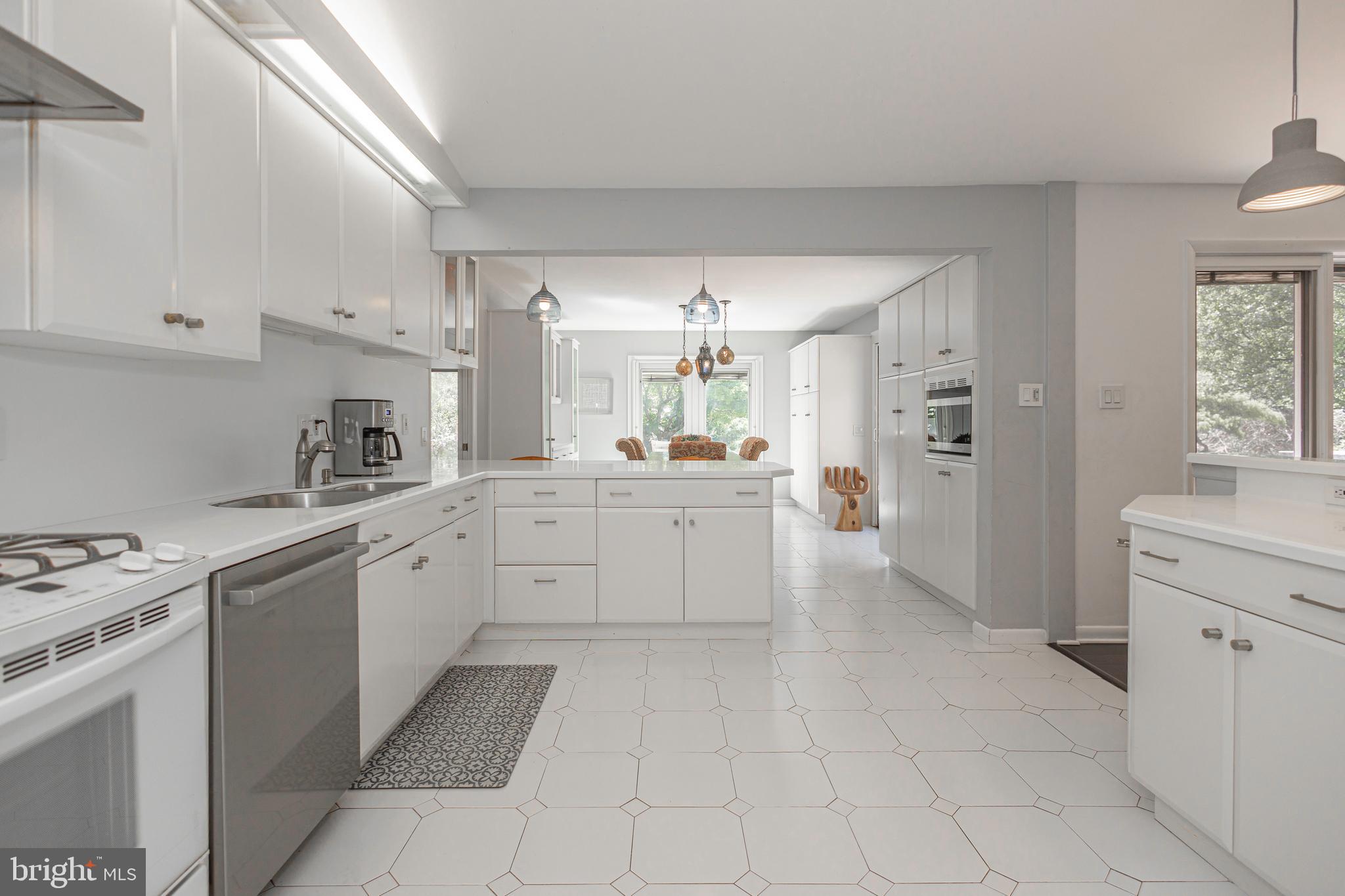 PARK TOWN ESTATES - Residential