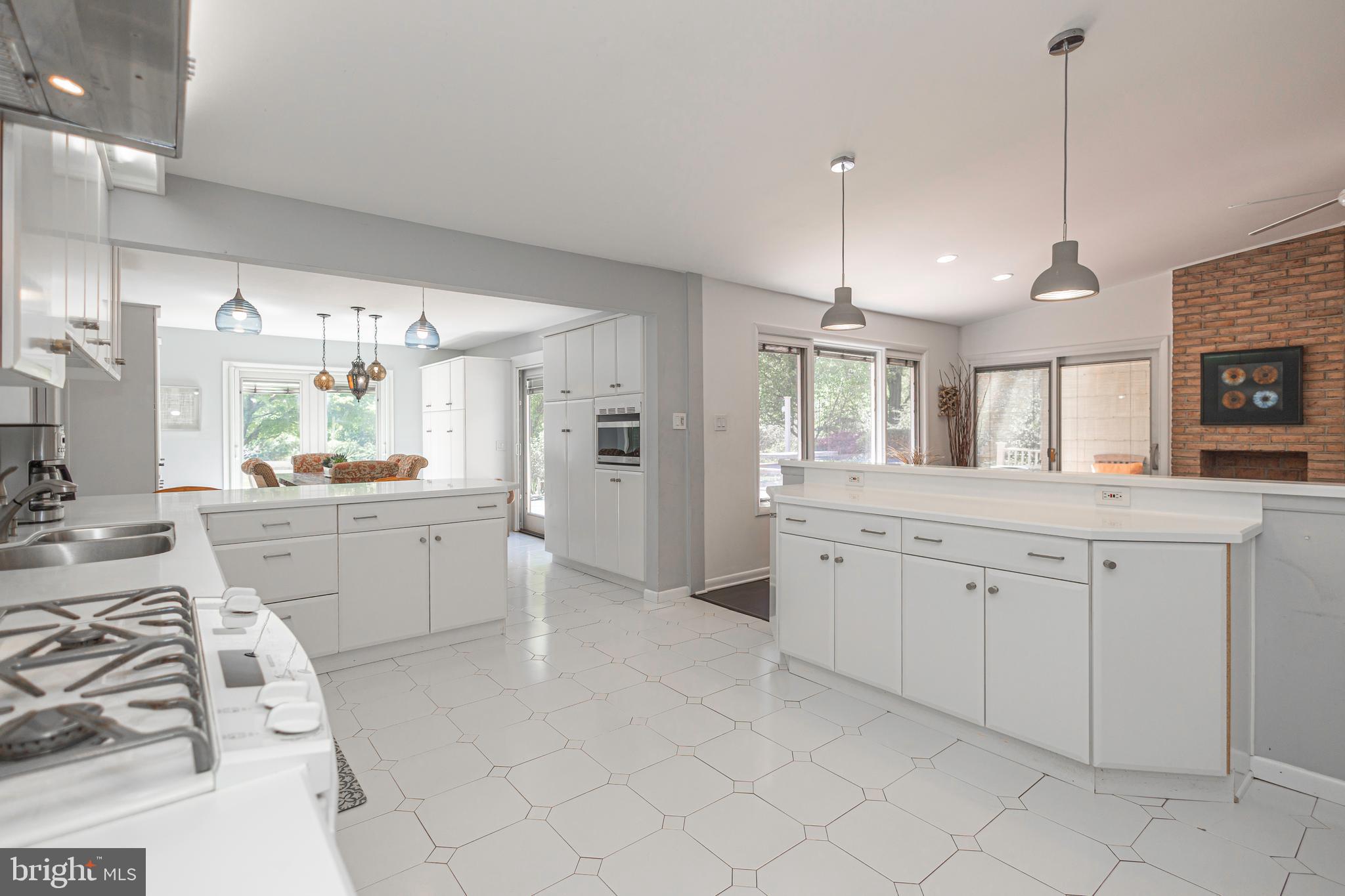 PARK TOWN ESTATES - Residential