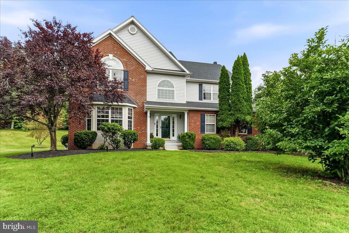 310 COUNTRY RIDGE DRIVE