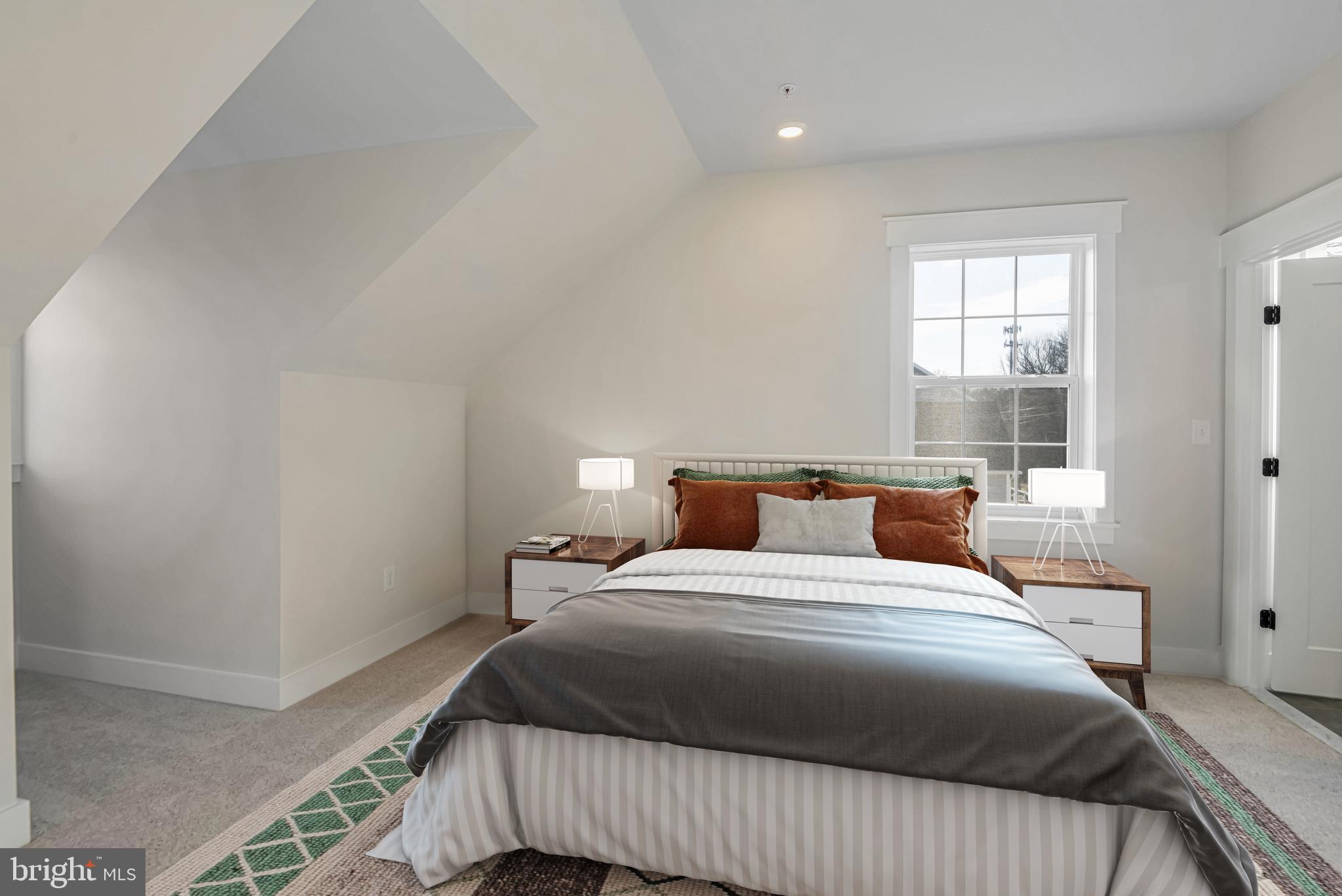 GLENN DALE - Residential