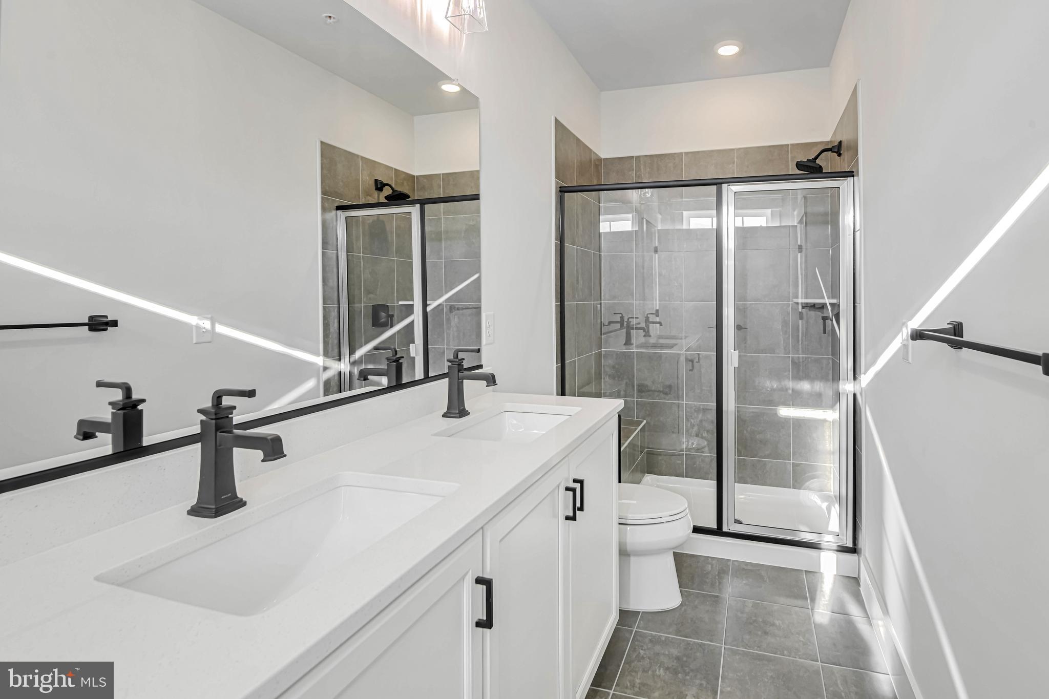 GLENN DALE - Residential