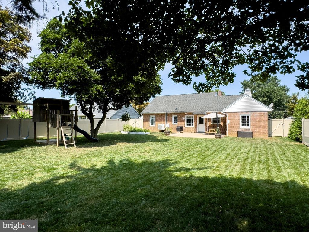 Photo of 62 Rose Avenue, Leola, PA 17540 (MLS # PALA2057532)