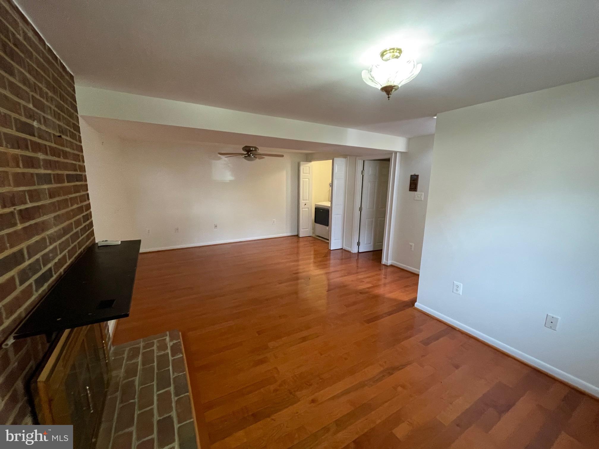 DALE CITY - Residential Lease