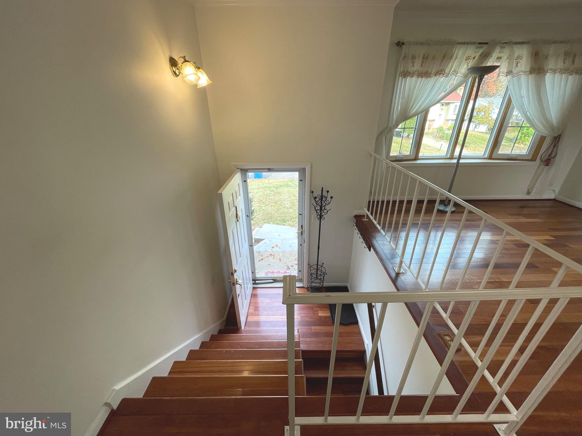 DALE CITY - Residential Lease