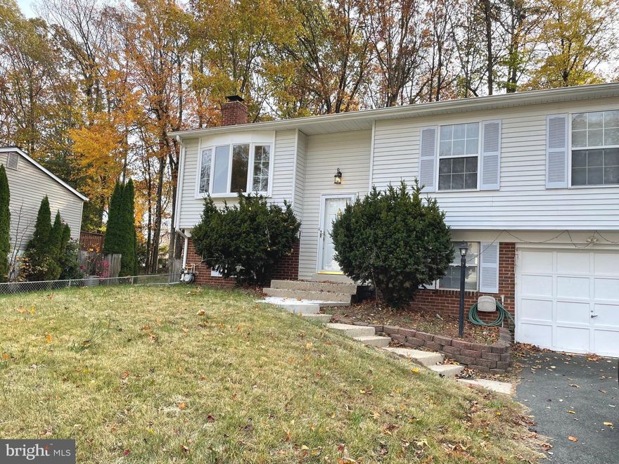 Now Leasing – Beautiful 4BR/2BA Home on Quiet Cul-de-Sac in Woodbridge, VA!

Welcome home to 5597 Shannon Ct, Woodbridge, VA 22193 — a charming and spacious 4-bedroom, 2-bath residence offering nearly 2,000 square feet of comfortable living space in a peaceful cul-de-sac setting.

This beautifully maintained home features elegant crown molding and chair rail detailing, adding a touch of sophistication throughout. The bright, open kitchen offers plenty of cabinet and counter space, perfect for cooking and entertaining. The inviting family room boasts a stunning floor-to-ceiling brick fireplace, creating the ideal place to gather and relax.

Enjoy outdoor living on the large private deck, perfect for morning coffee, weekend barbecues, or simply unwinding at the end of the day. Additional highlights include a one-car garage, ample driveway parking, and generous storage space throughout.

Conveniently located near shopping, dining, parks, and commuter routes, this home offers both comfort and convenience in one desirable package.

📍 Address: 5597 Shannon Ct, Woodbridge, VA 22193
🏠 Features: 4 Bedrooms | 2 Bathrooms | 1-Car Garage |  2,000 Sq. Ft.
🔥 Floor-to-ceiling brick fireplace
🍽️ Spacious kitchen with plenty of storage
🌳 Private deck and quiet cul-de-sac lot

Don’t miss this wonderful opportunity! Contact us today to schedule your private showing and make this beautiful Woodbridge home yours.

Leasing Requirements ;

700 Minimum Credit Score 
Gross Income 3x
No Negative Rental History
No Eviction History
