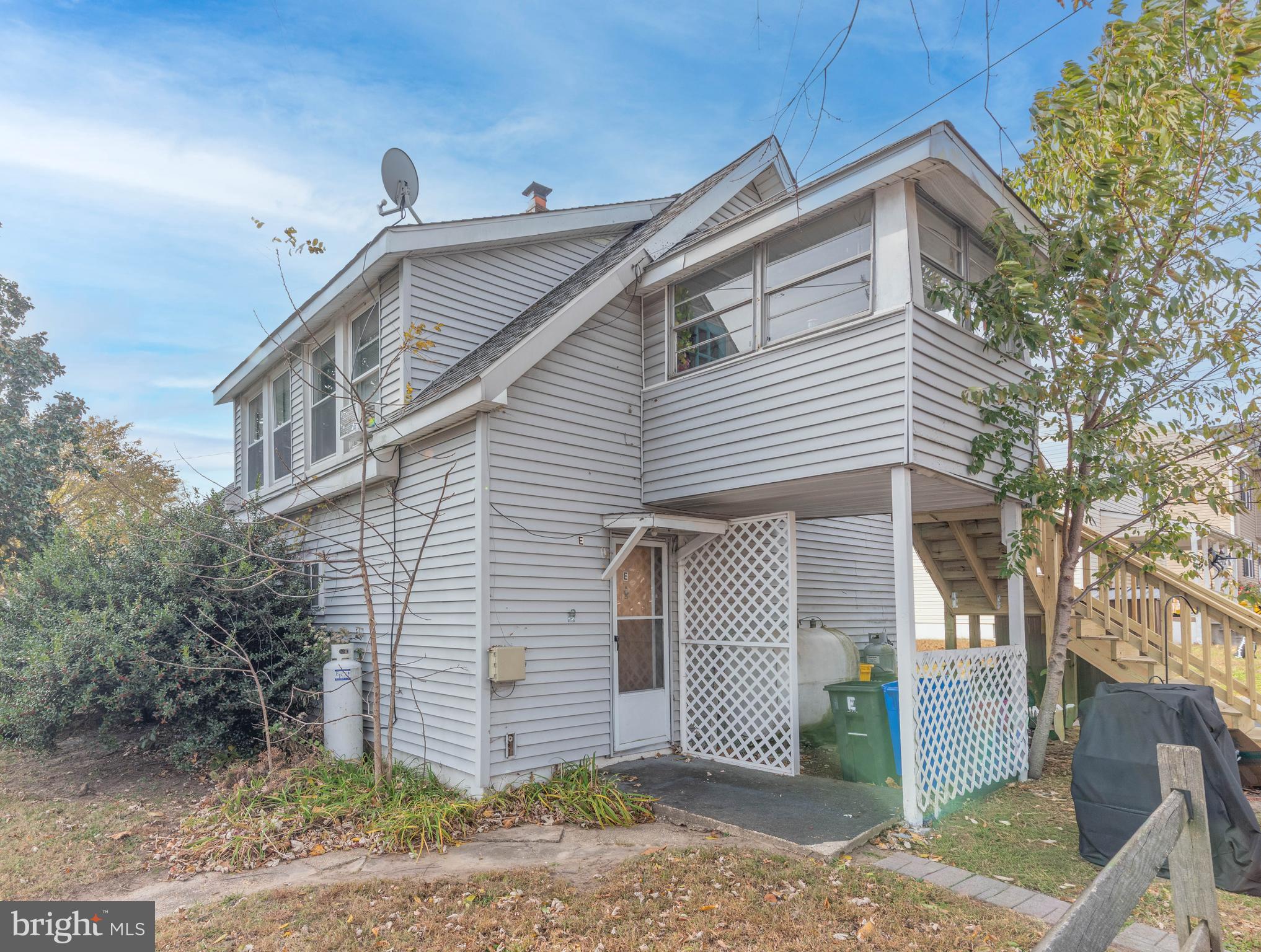 1106 BEACH PROMENADE